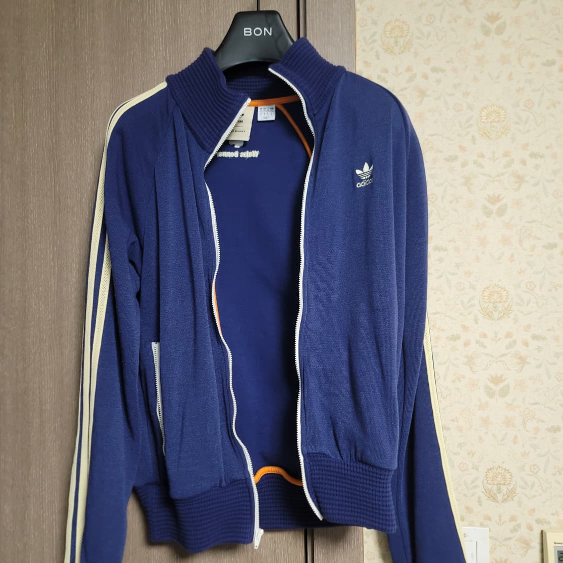 아디다스 웨일즈보너 트랙탑 상품이미지2