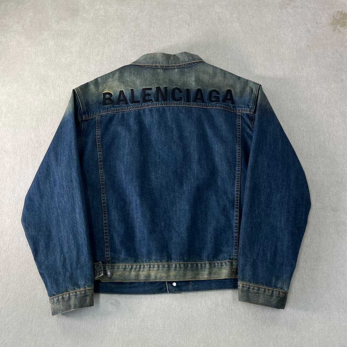 100 발렌시아가 2018 데님 자수 청자켓 상품이미지1