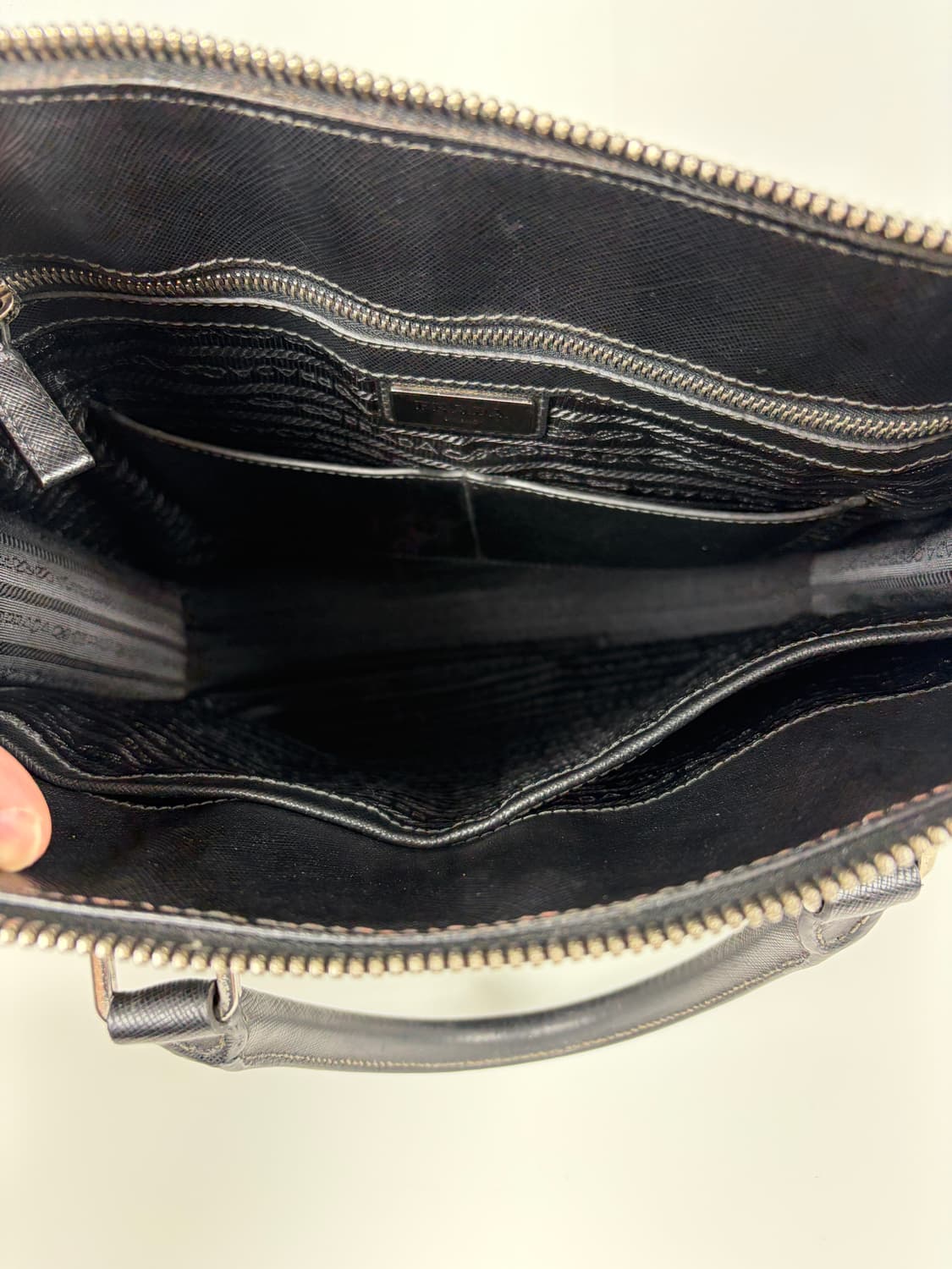 프라다 사피아노 블랙 토트백 상품이미지5