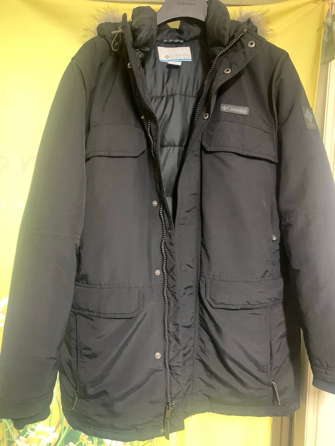 컬럼비아 덕다운 550 마운틴 패딩 판매합니다 상품이미지1