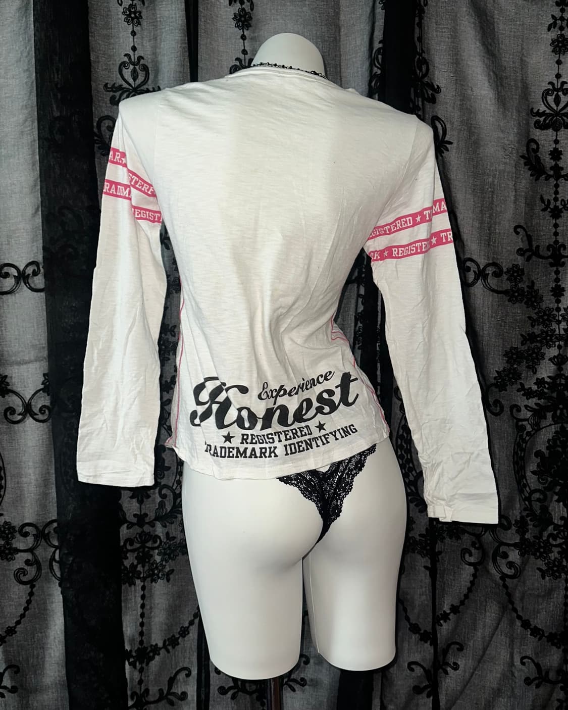 Hot pink lettering long-sleeve 상품이미지3