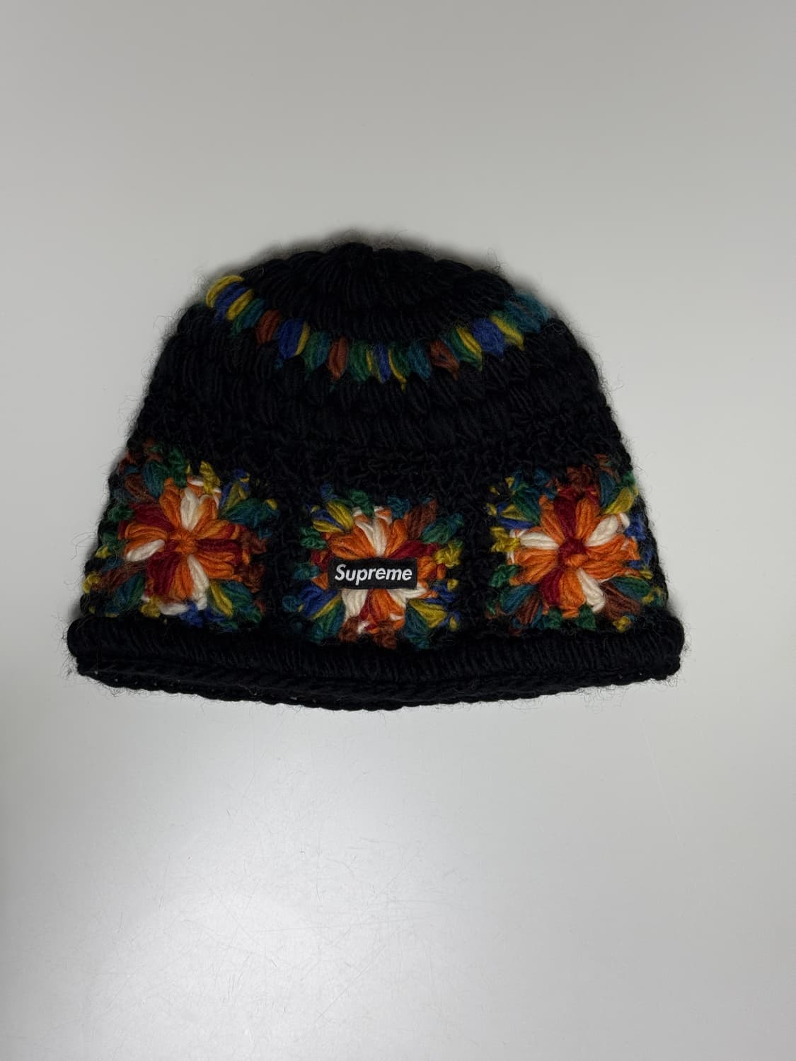 슈프림 크로셰 비니 블랙 - 25SS 상품이미지4