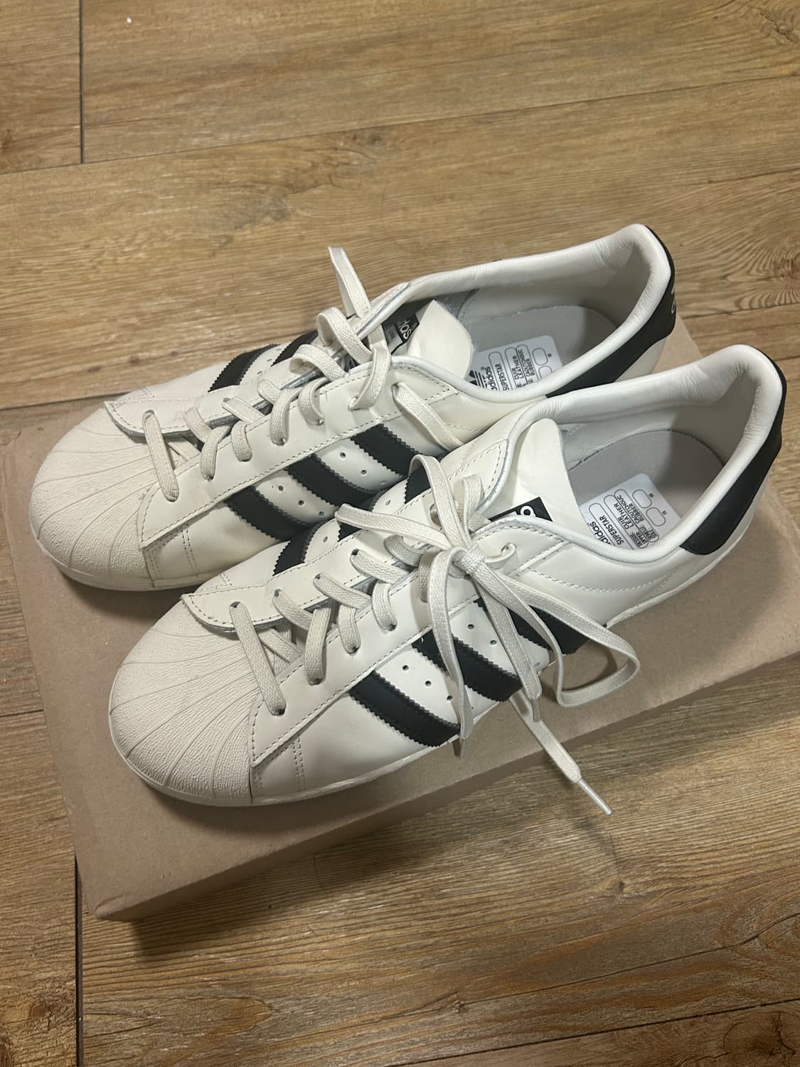 슈퍼스타82 화이트블랙 285 상품이미지1