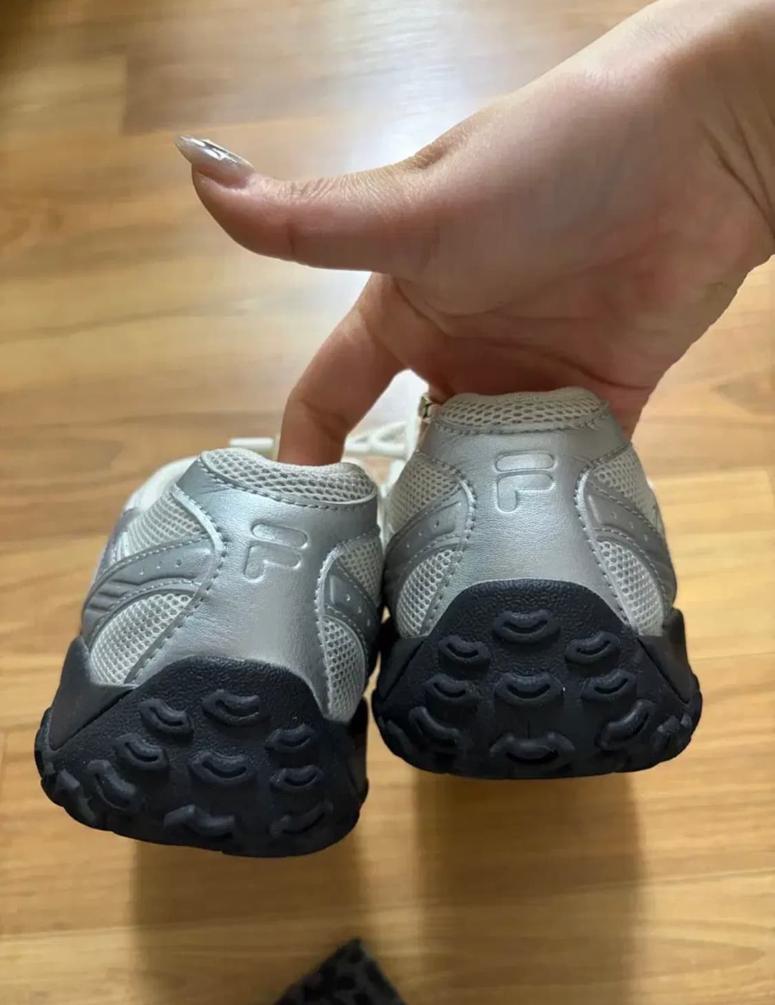 휠라 에샤페 ms 실버문 235 상품이미지5