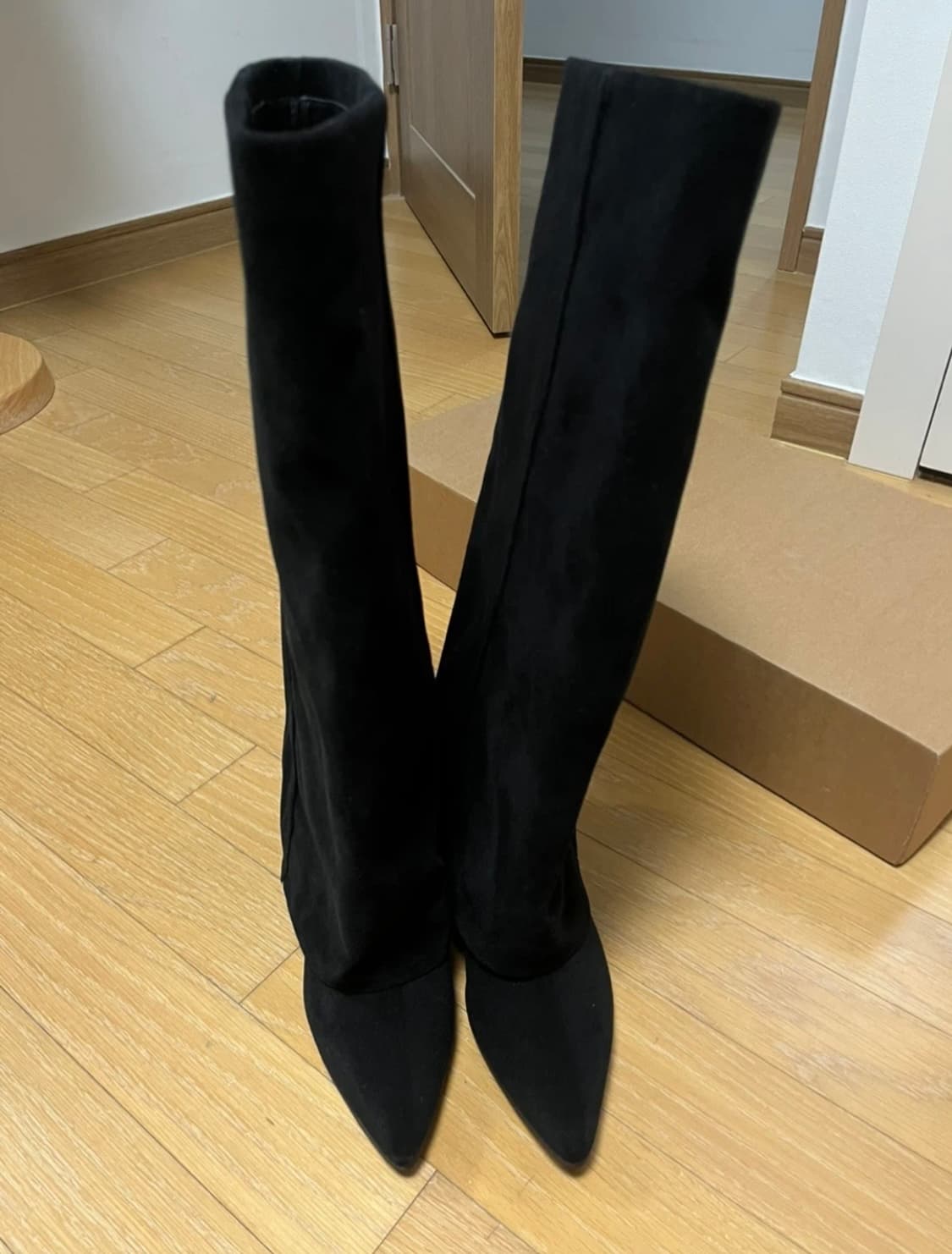 새상품 스틸레토 스웨이드 폴딩부츠 235사이즈 상품이미지2