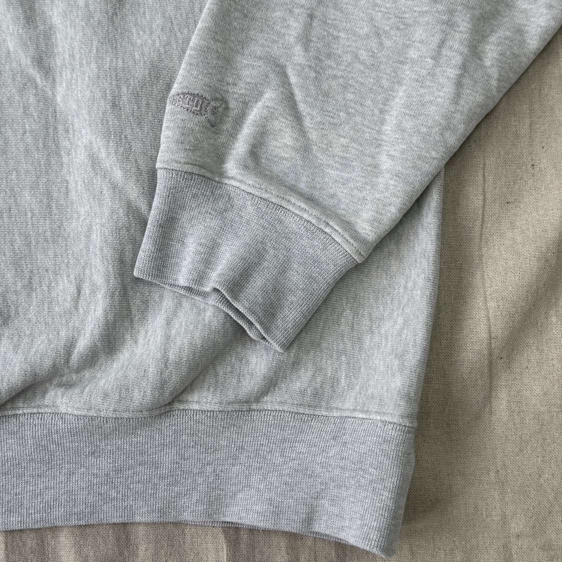 아웃스탠딩 애쉬그레이 밀리터리 패치 스웻 맨투맨 M(105) 상품이미지3