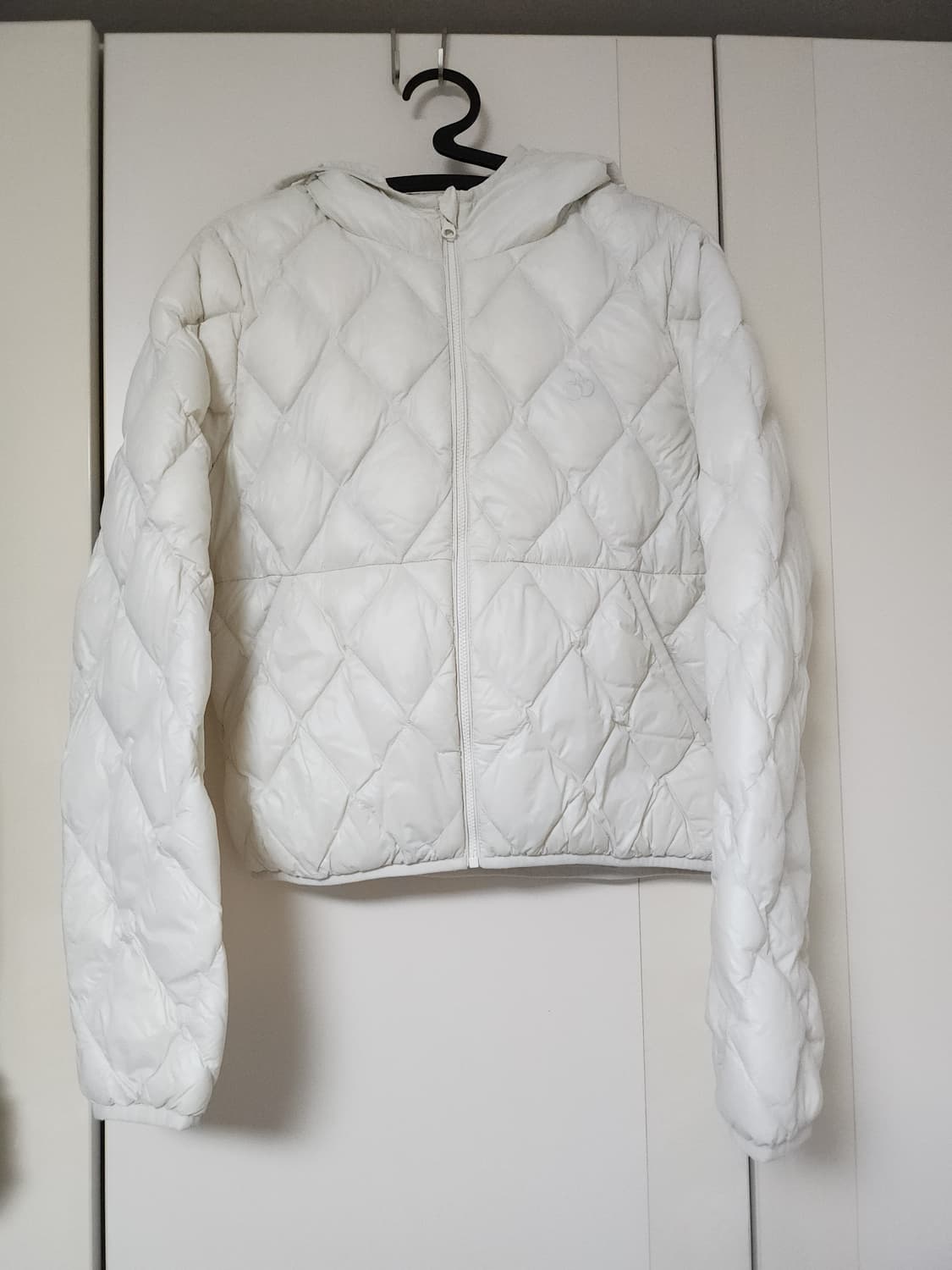 키르시 클라우드 크롭 다운 아이보리 패딩 상품이미지3