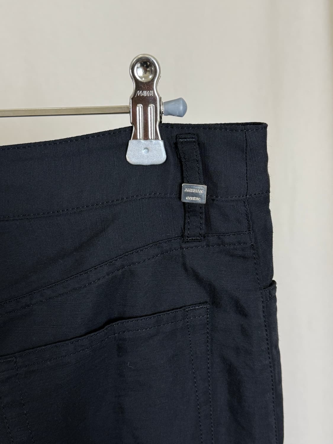 Artisan Contre 블랙 미디스커트 상품이미지6