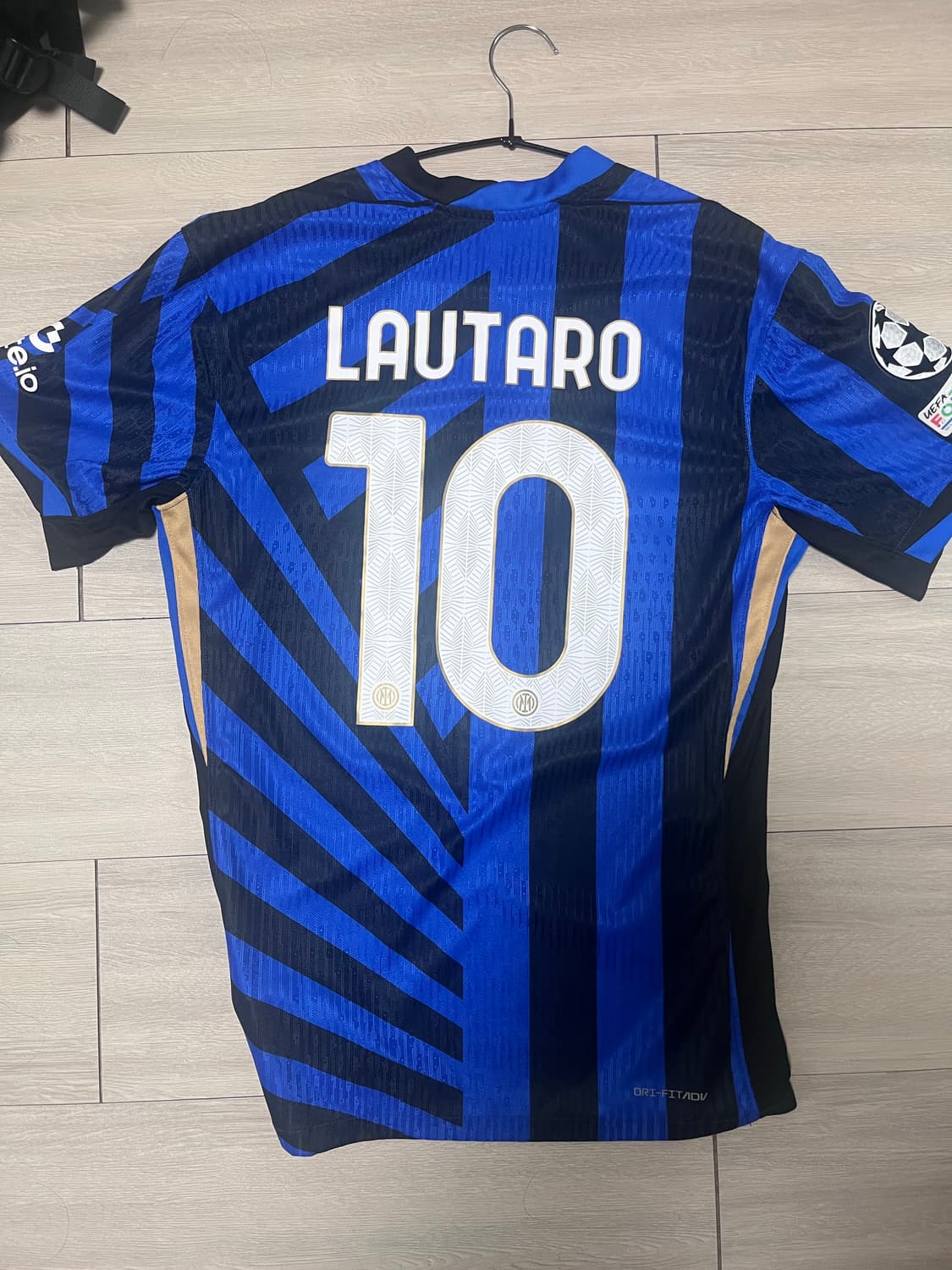 인테르 라우타로 23/24시즌 유니폼 상품이미지2