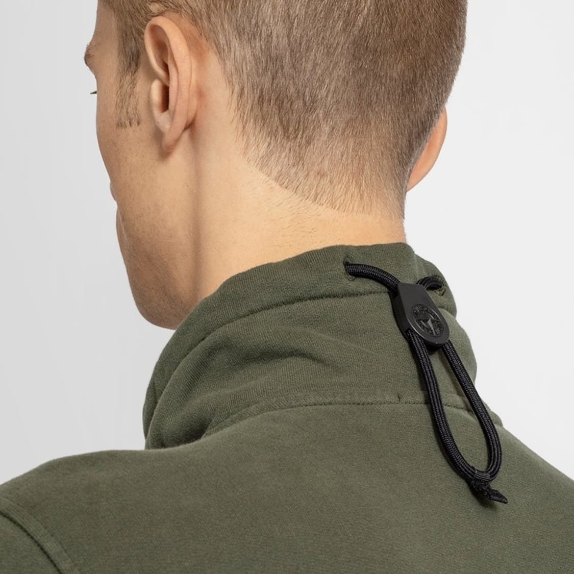 스톤 아일랜드 반집업 아노락 기모 맨투맨 M 상품이미지2