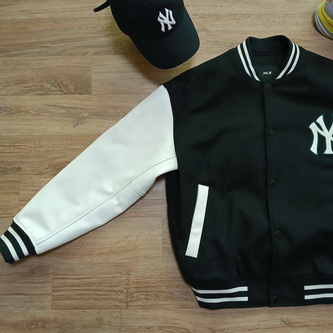 MLB 베이직 바시티 모직 울 가죽 누빔 야구잠바 패딩 자켓 상품이미지7