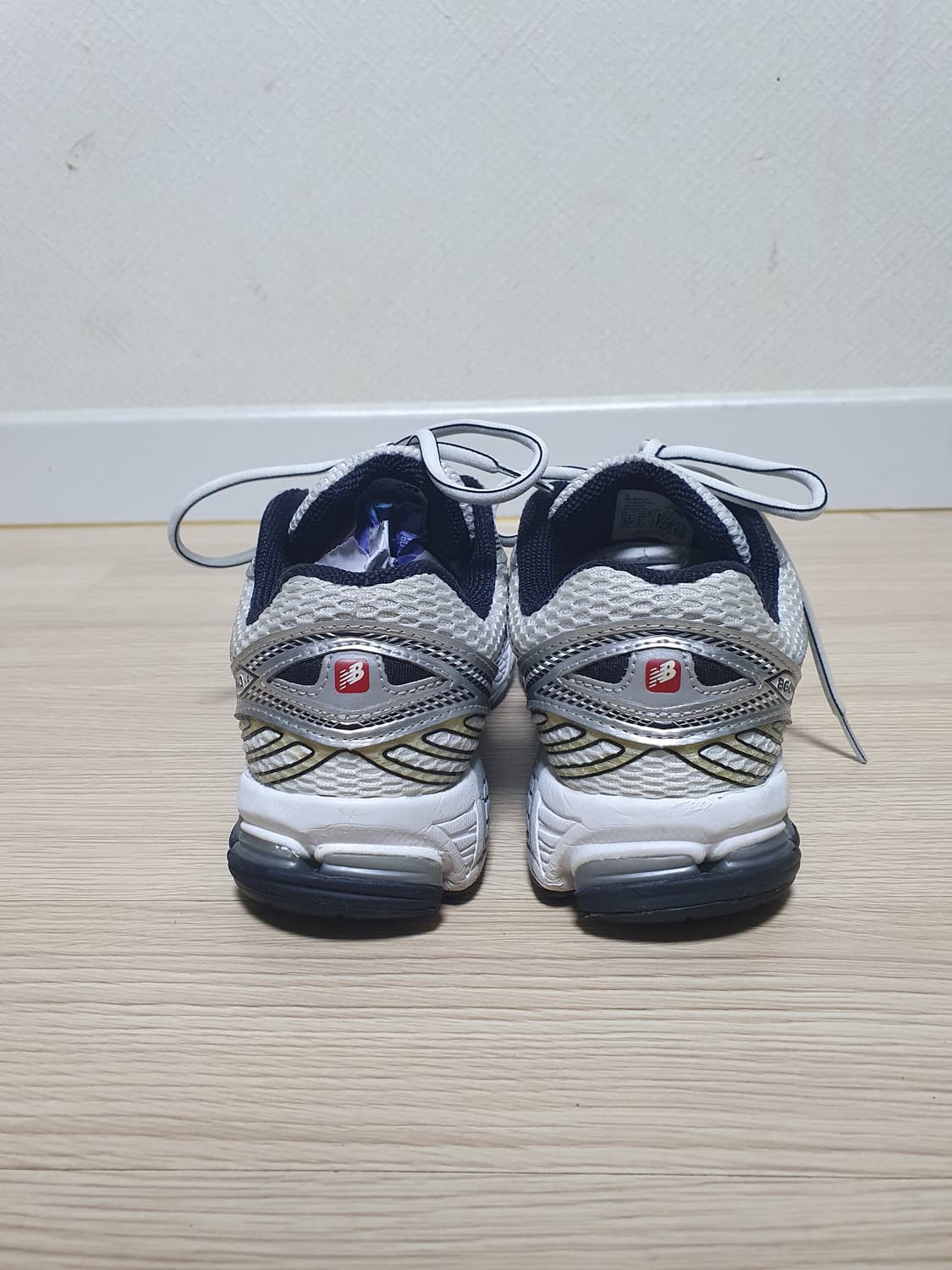 뉴발란스 860v2 운동화 240 상품이미지5