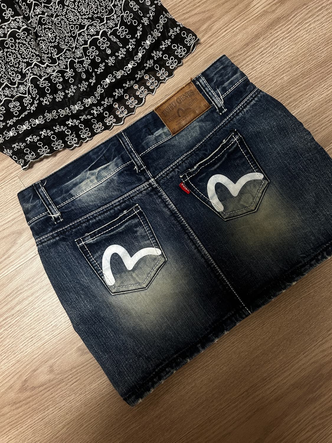 Evisu mini skirt 상품이미지1