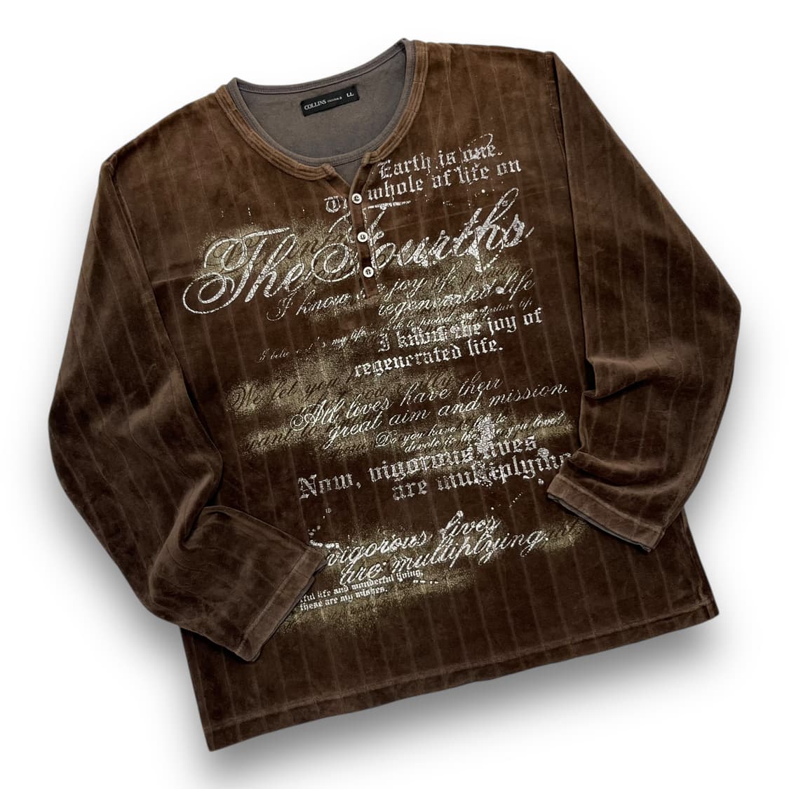 COLLINS Velvet Lettering Long Sleeve 상품이미지1