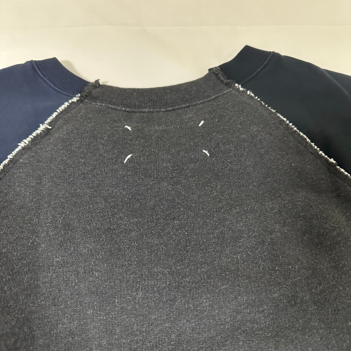 마르지엘라 17ss 리에디션 맨투맨 46 size 상품이미지3