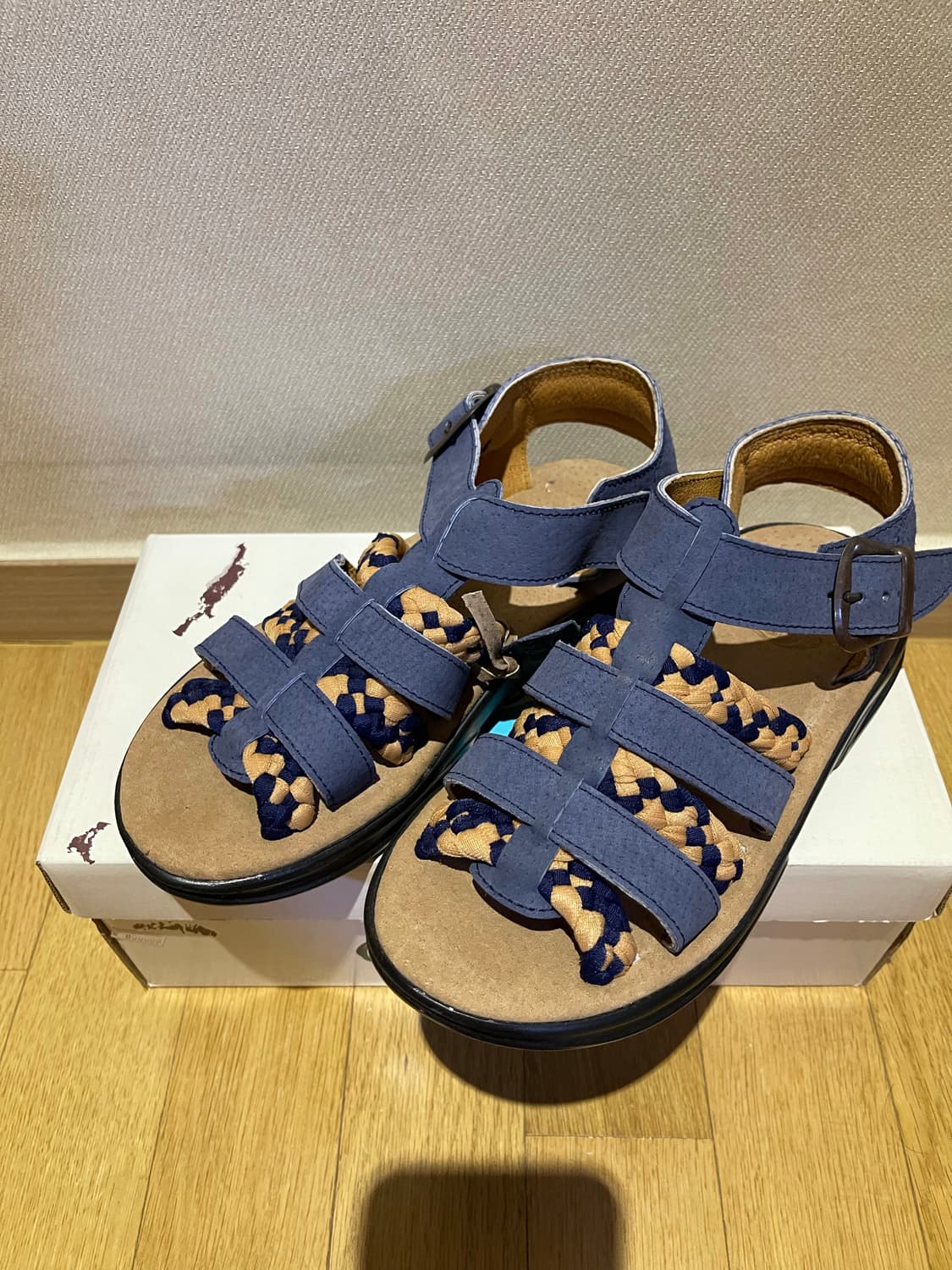 츄바스코 새상품 w7 235-240 상품이미지3