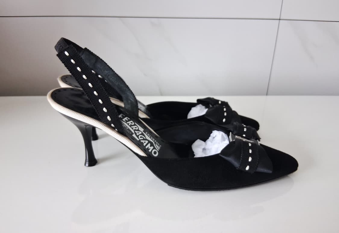페라가모 스웨이드 슬링백 뮬 Size 6.5 (거의 새거) 상품이미지6