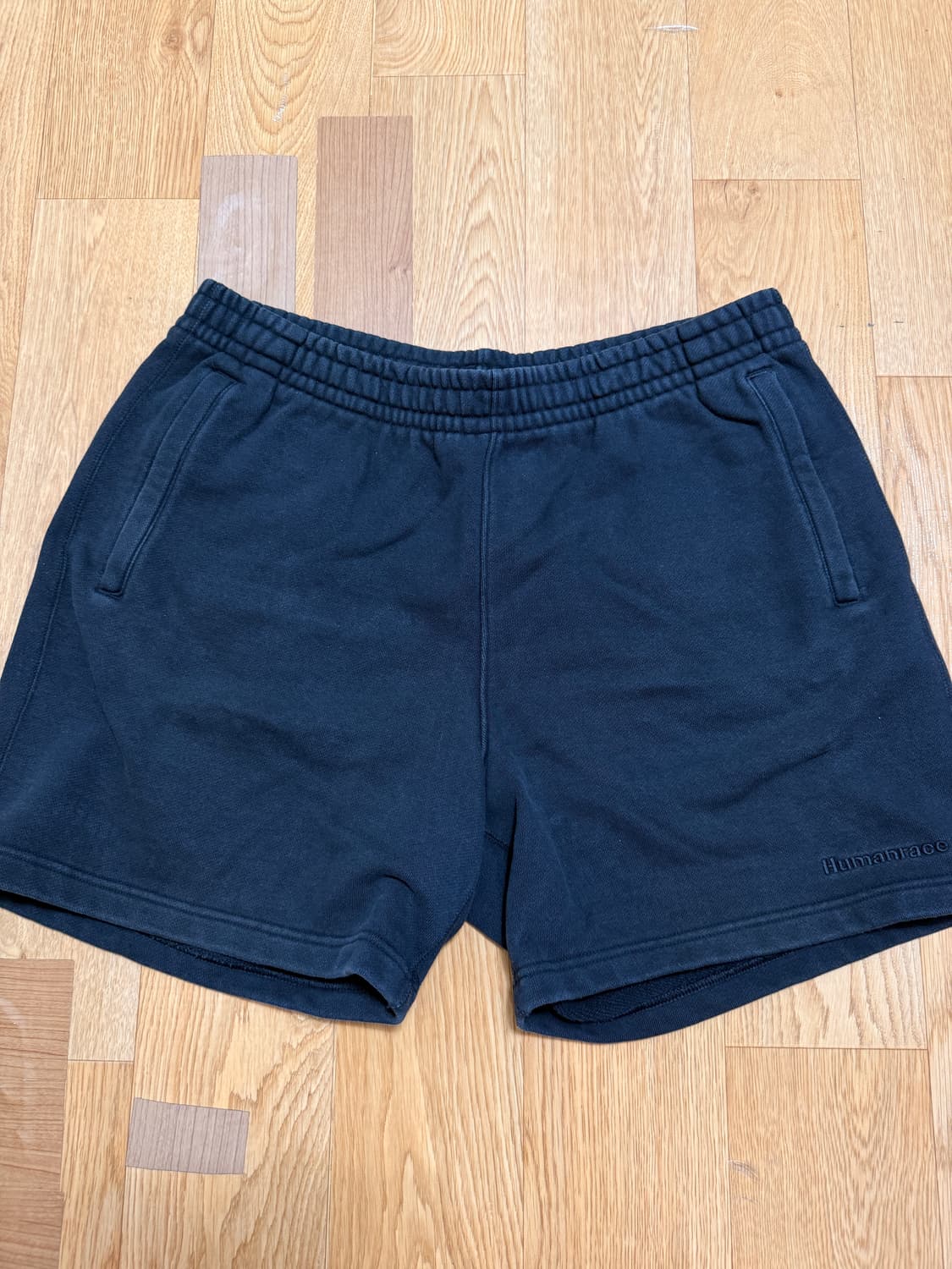 Adidas 반바지 상품이미지1