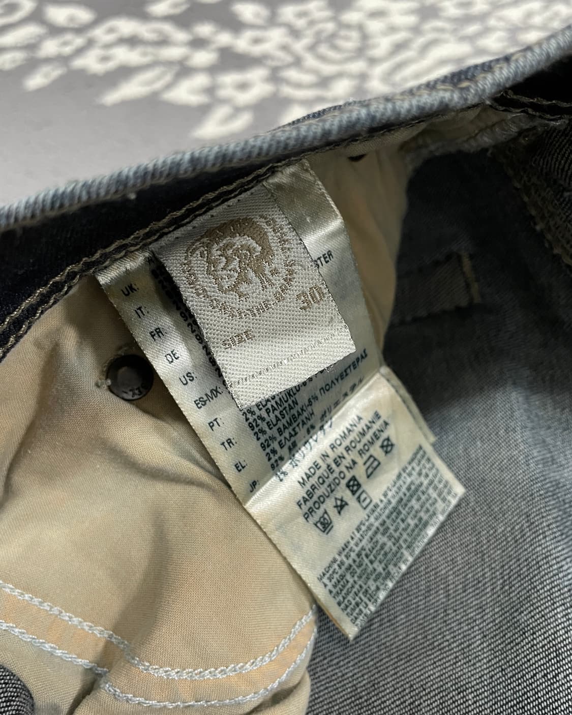 Diesel Tepphar Slim-Carrot Denim 상품이미지5