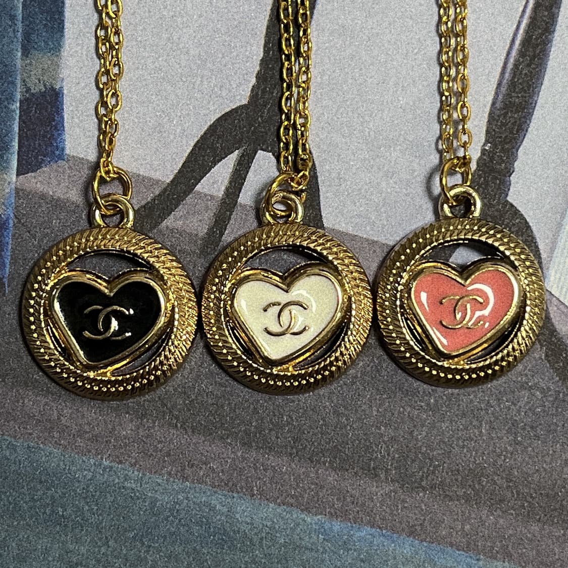 3Color 샤넬 트위스트 서클 하트 로고 업사이클링 골드 목걸이 상품이미지2