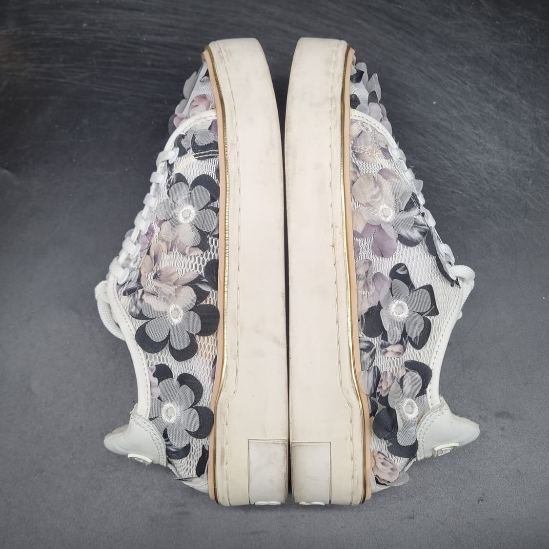 슈콤마보니 플라워에이프릴 스니커즈245 상품이미지5