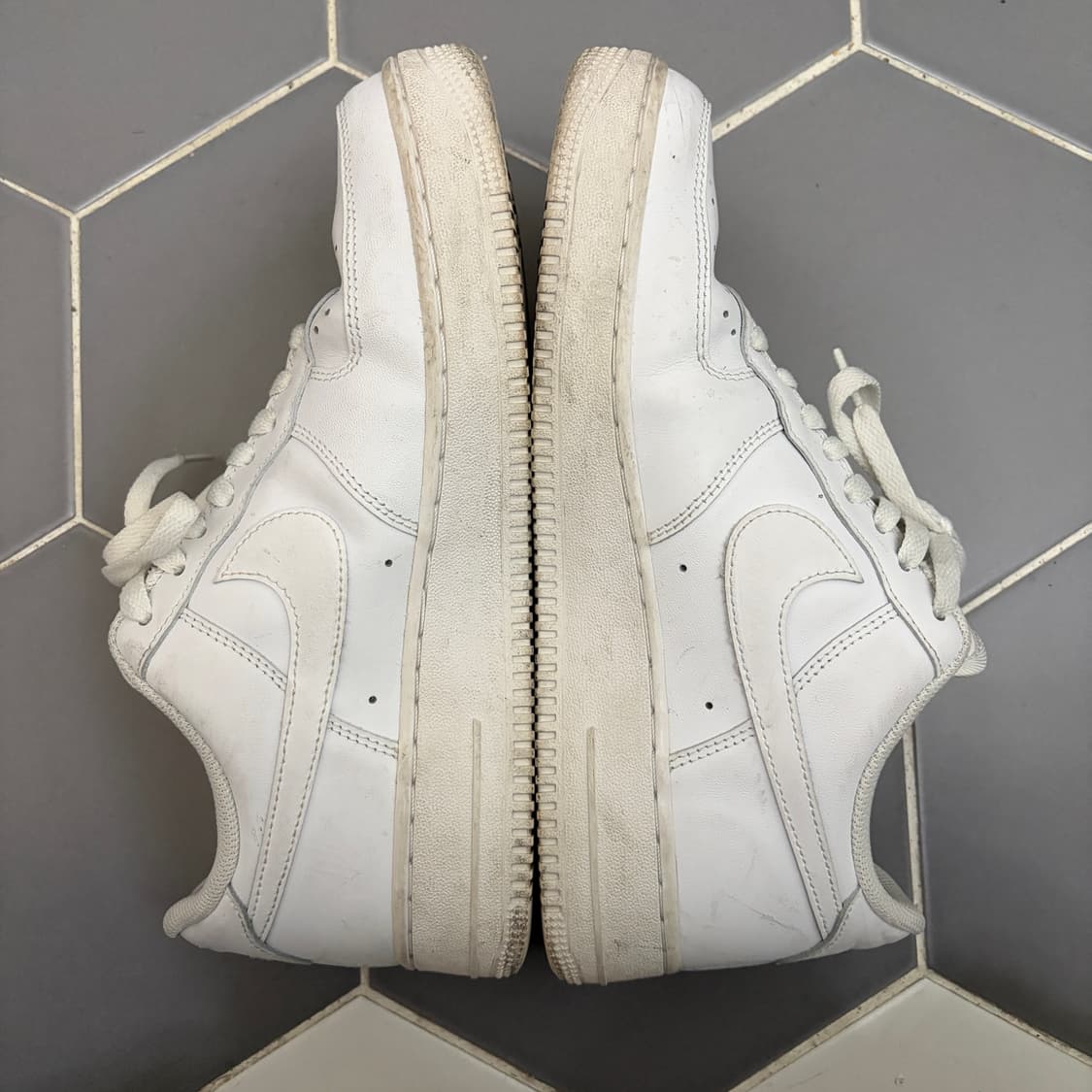 나이키 에어포스 1 '07 로우 화이트 270사이즈 상품이미지2