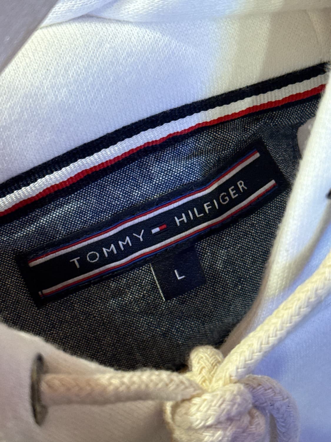 타미힐피거 자수로고 화이트 후드티 상품이미지2