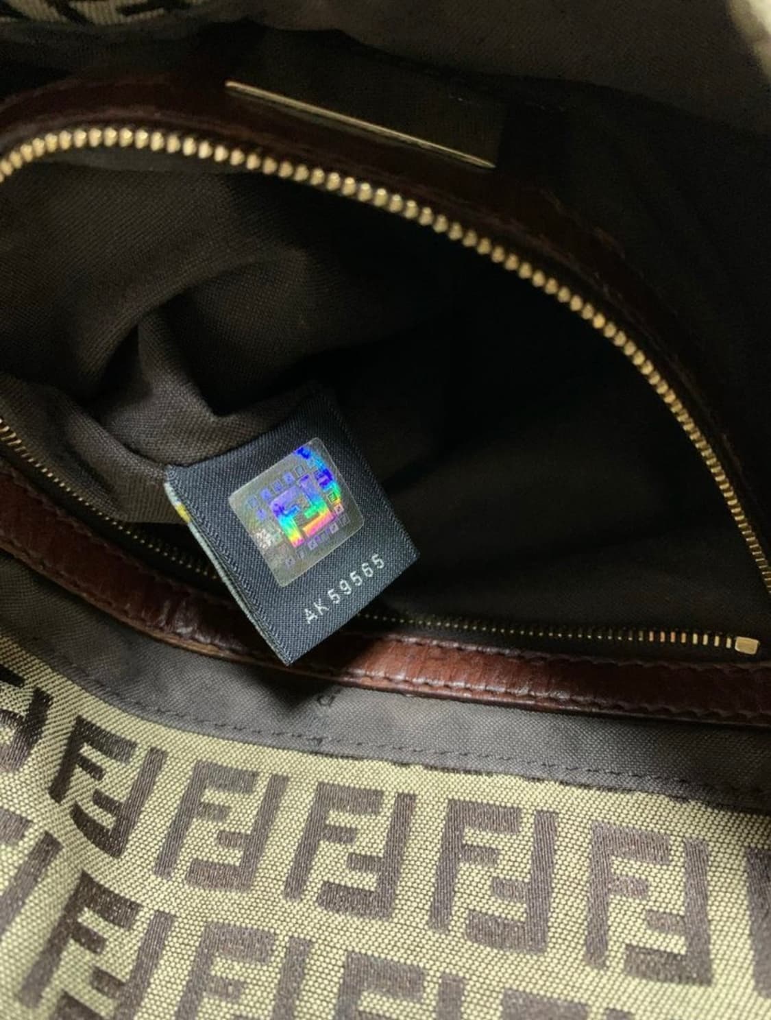 펜디 주카 맘마백. 정품 상품이미지9