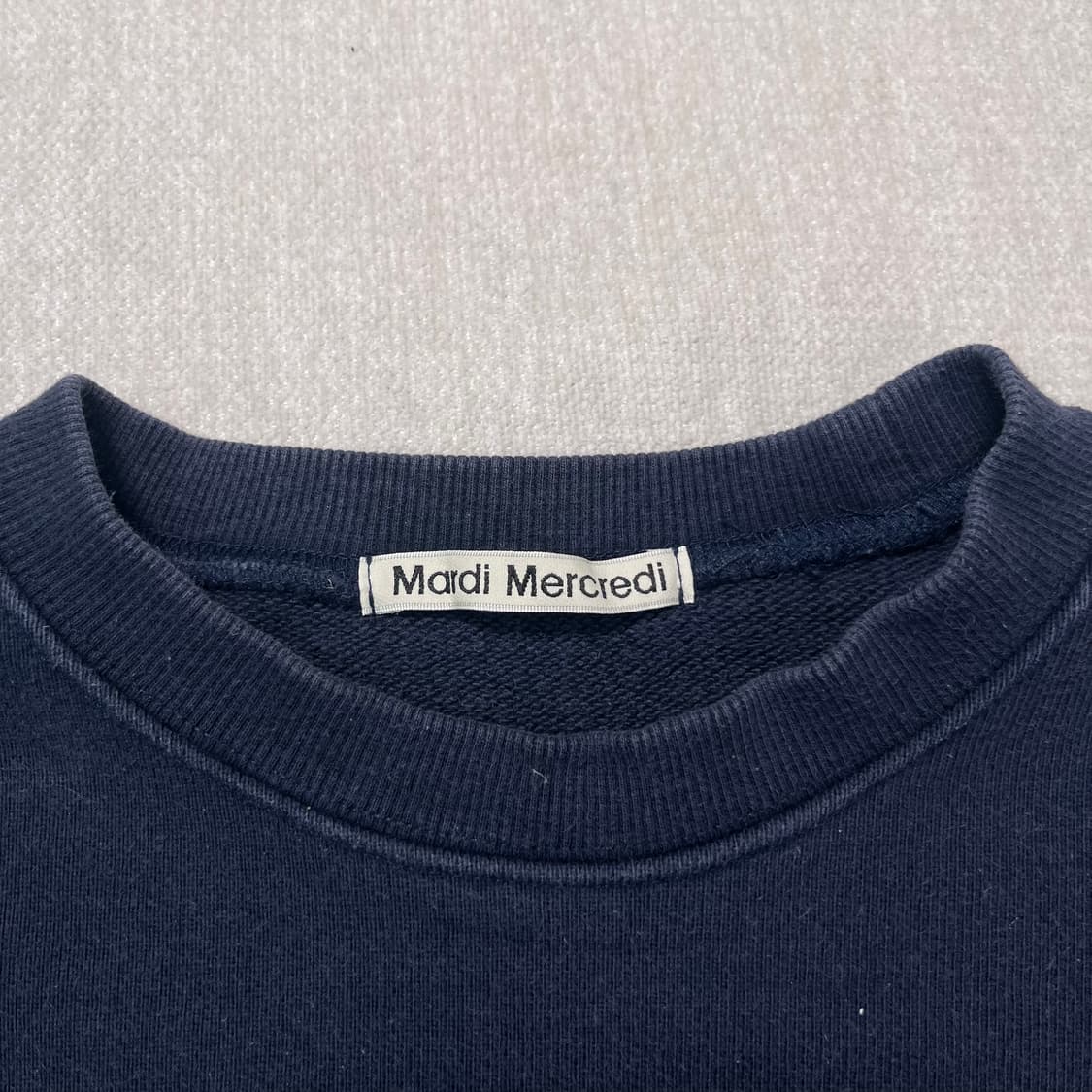 100 마르디 메크르디 맨투맨 상품이미지3