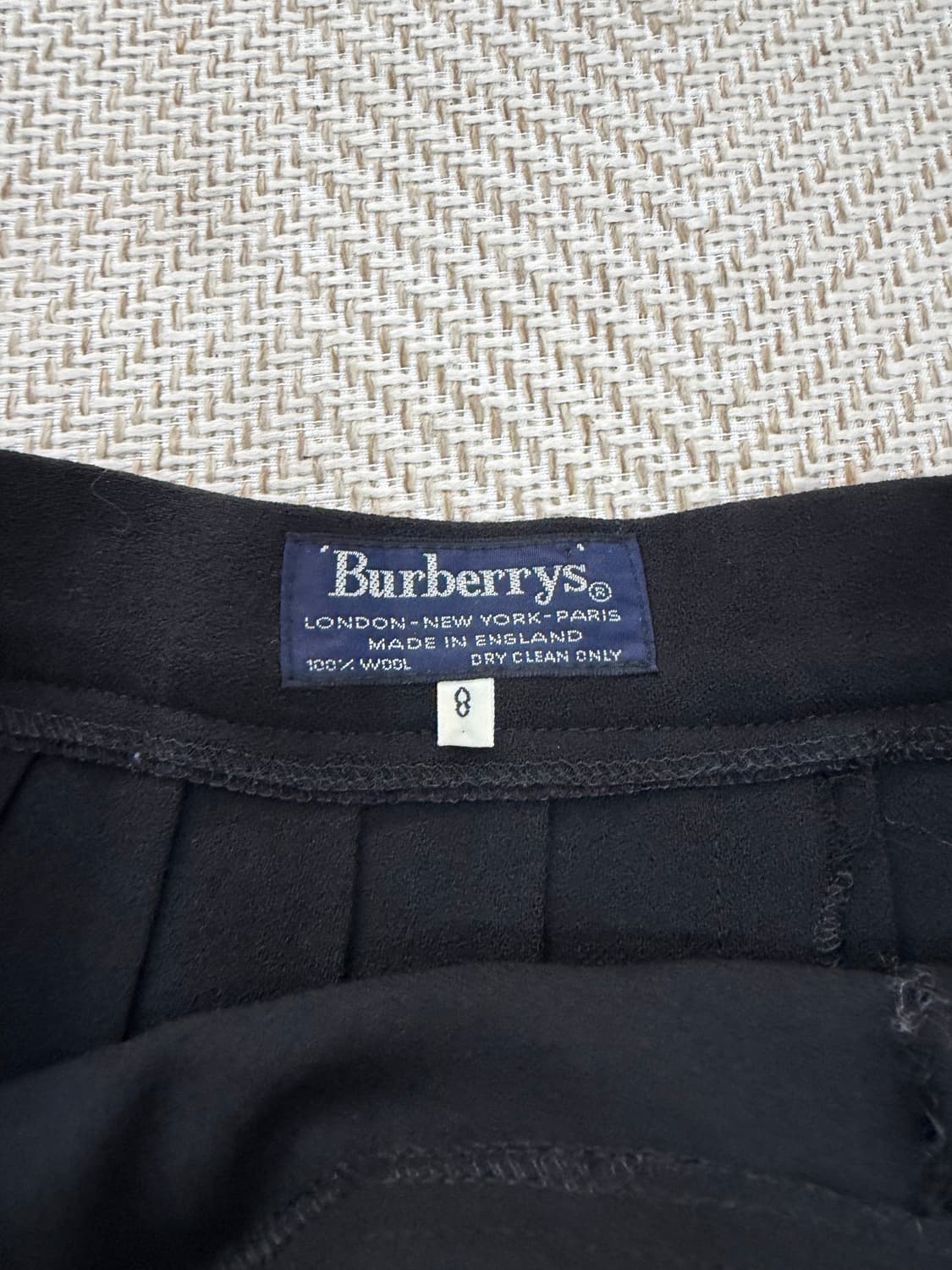 정품) 버버리 블랙 금장 버튼 스커트 26 상품이미지6