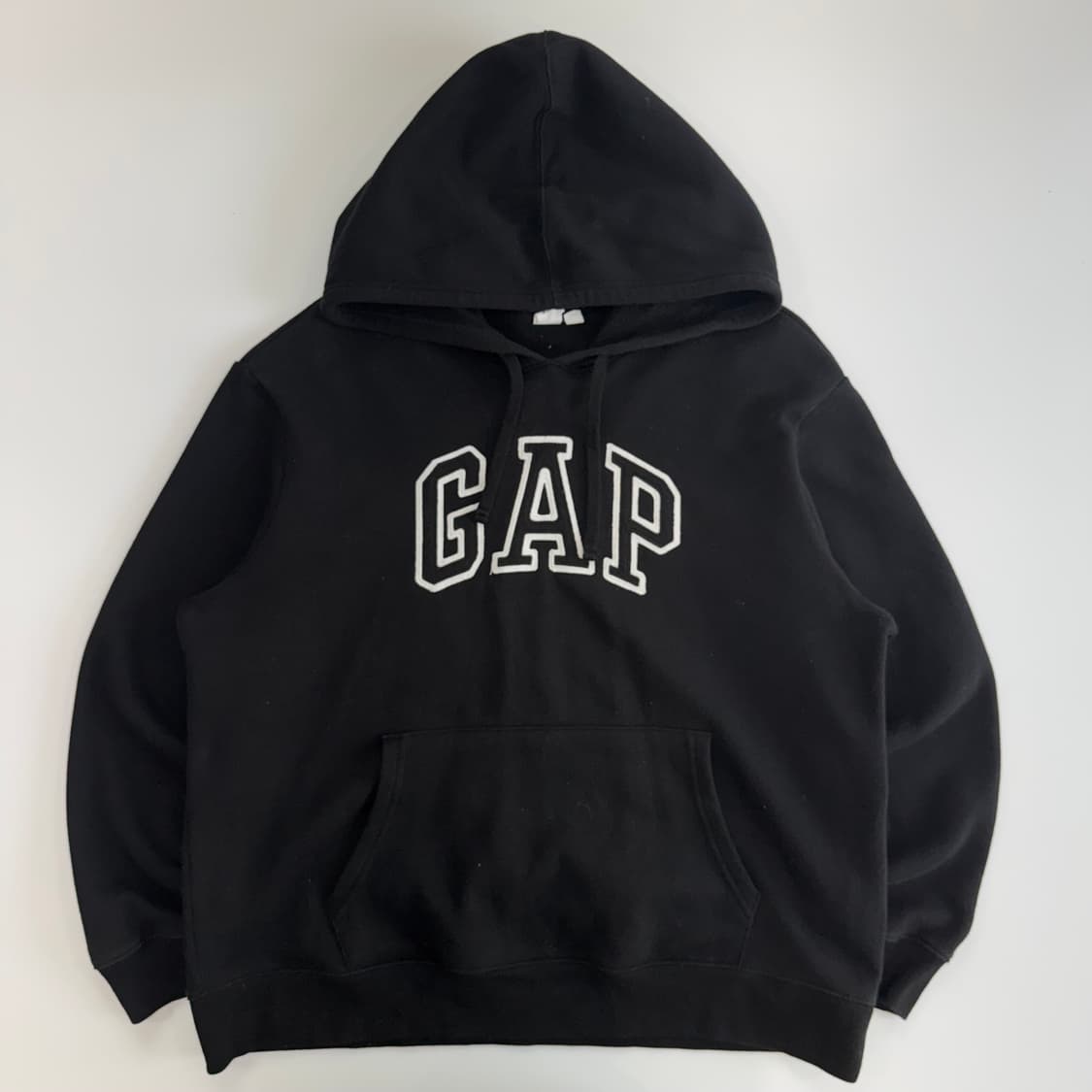 GAP 갭 블랙 로고 블랙 후드티 상품이미지3