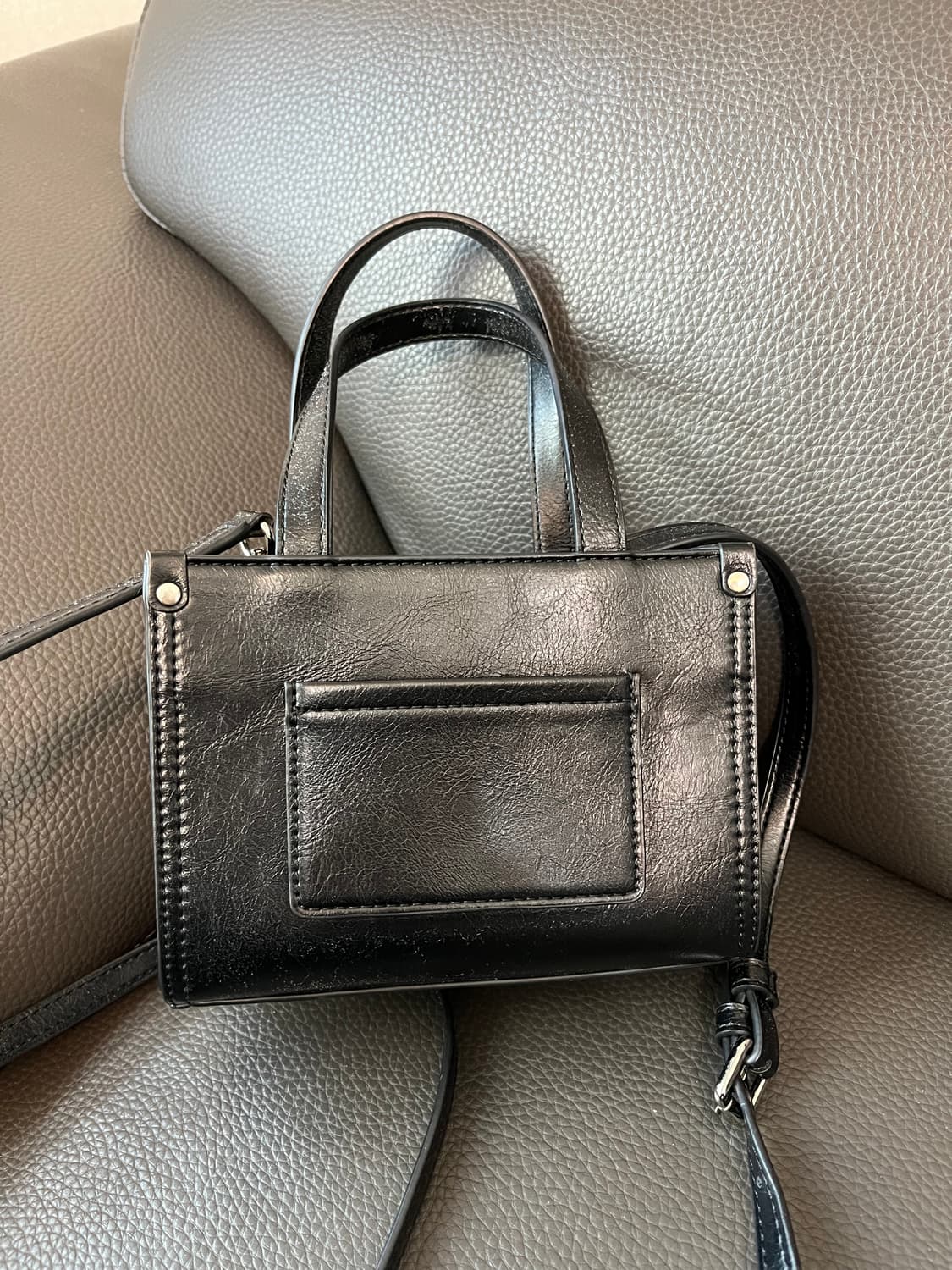 질바이질스튜어트 블랙 미니 크로스백 상품이미지2