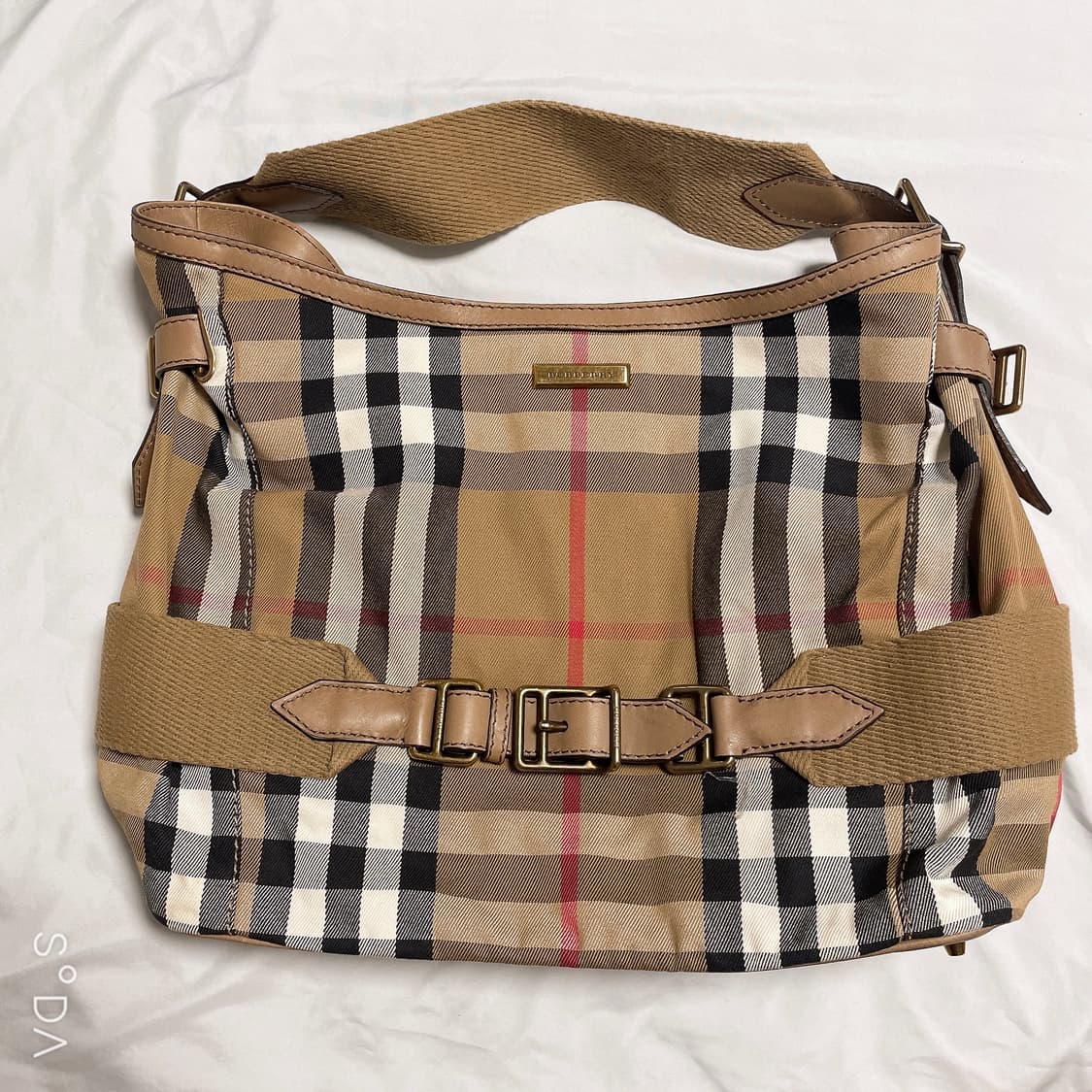 버버리 노바체크 숄더백 가방 상품이미지1