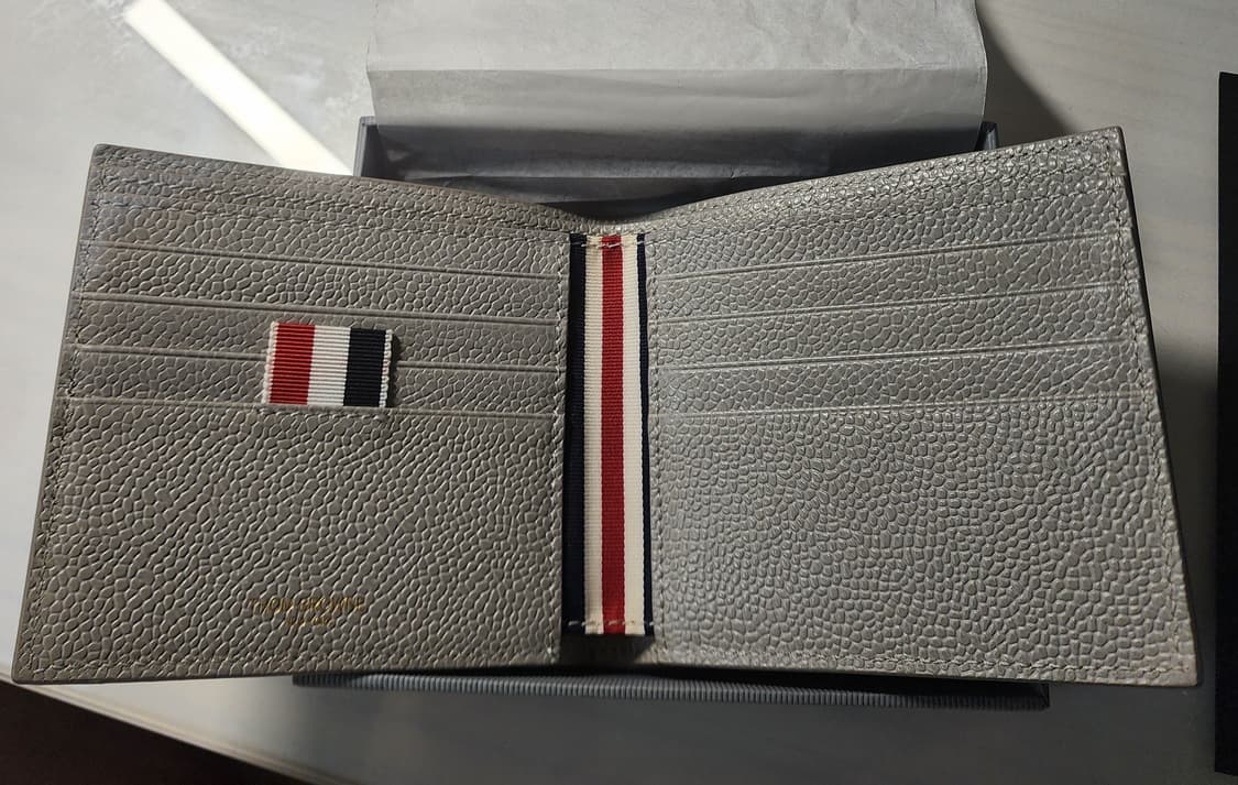 톰브라운 삼선 빌포드 반지갑 상품이미지5