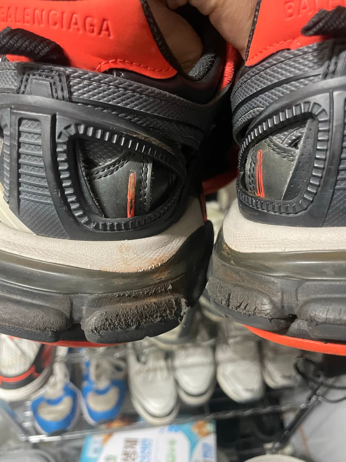 BALENCIAGA TRACK 2 상품이미지3