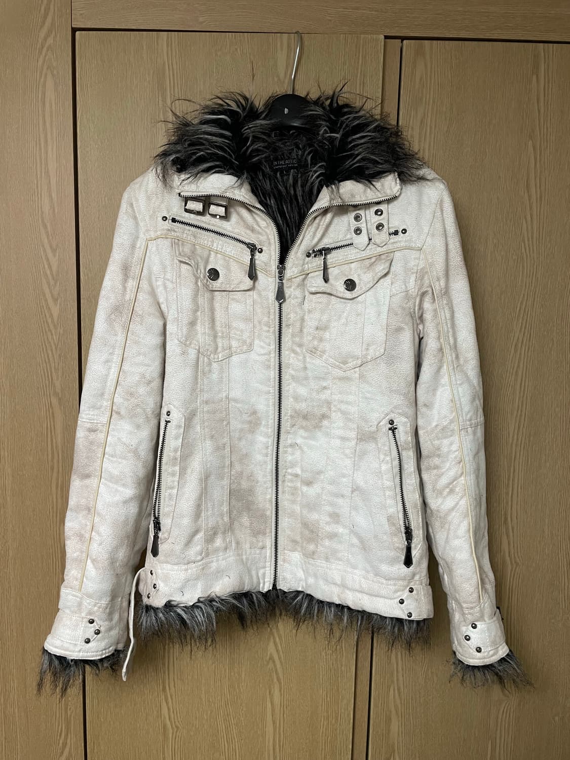 In the attic trimming fur jacket 상품이미지1