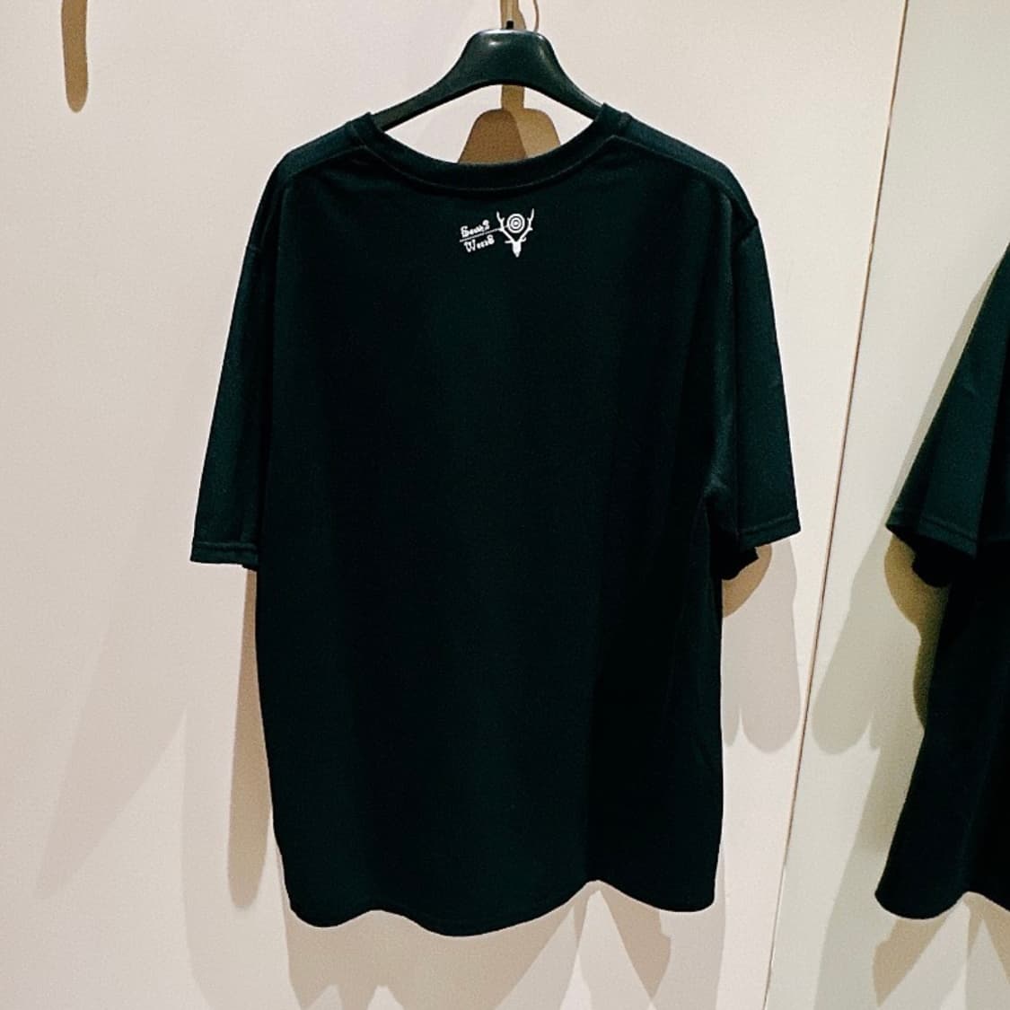 남이서팔 남성 블랙 크루넥 티셔츠 상품이미지2