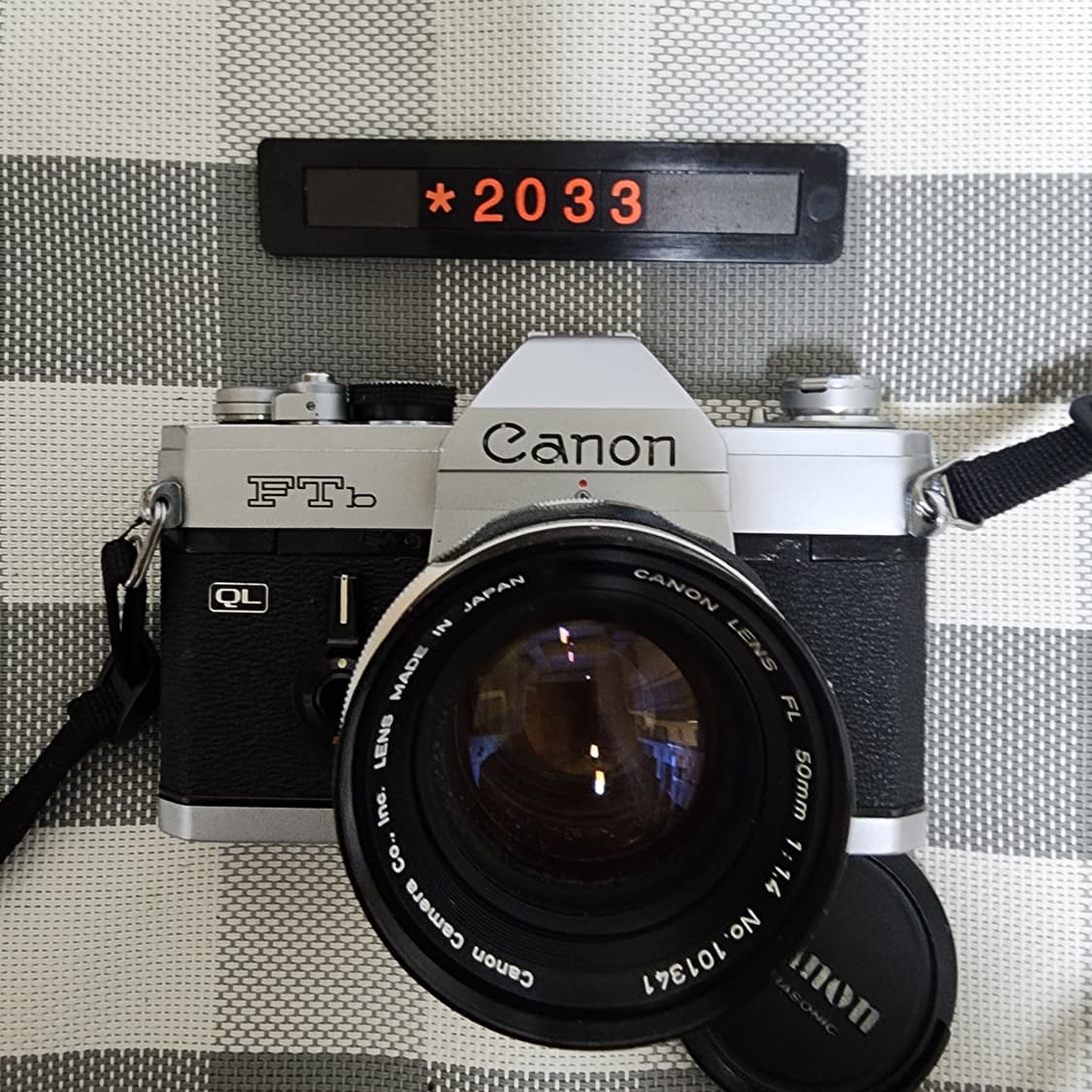 캐논 FTb 필름카메라 FL 1.4 렌즈 장착 상품이미지1