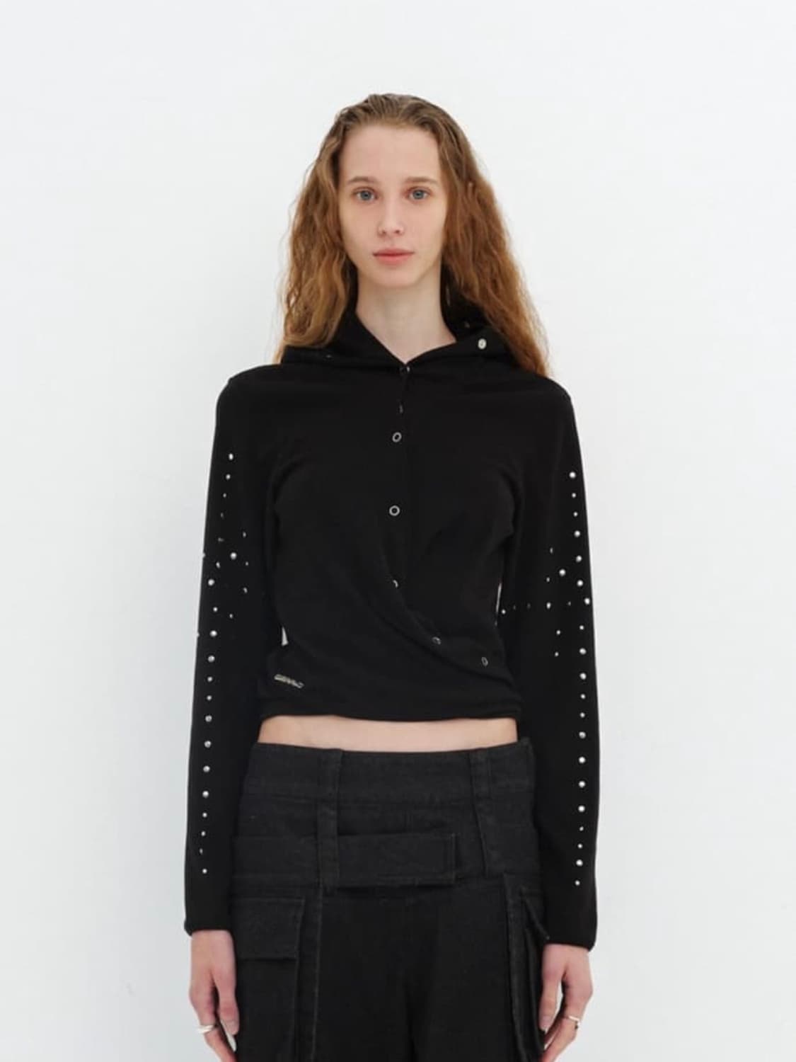 세릭 후드 랩 스터드 가디건 상품이미지1