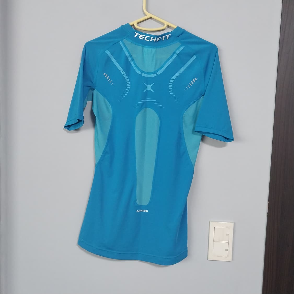 아디다스 테크핏 여성 SM  상품이미지4