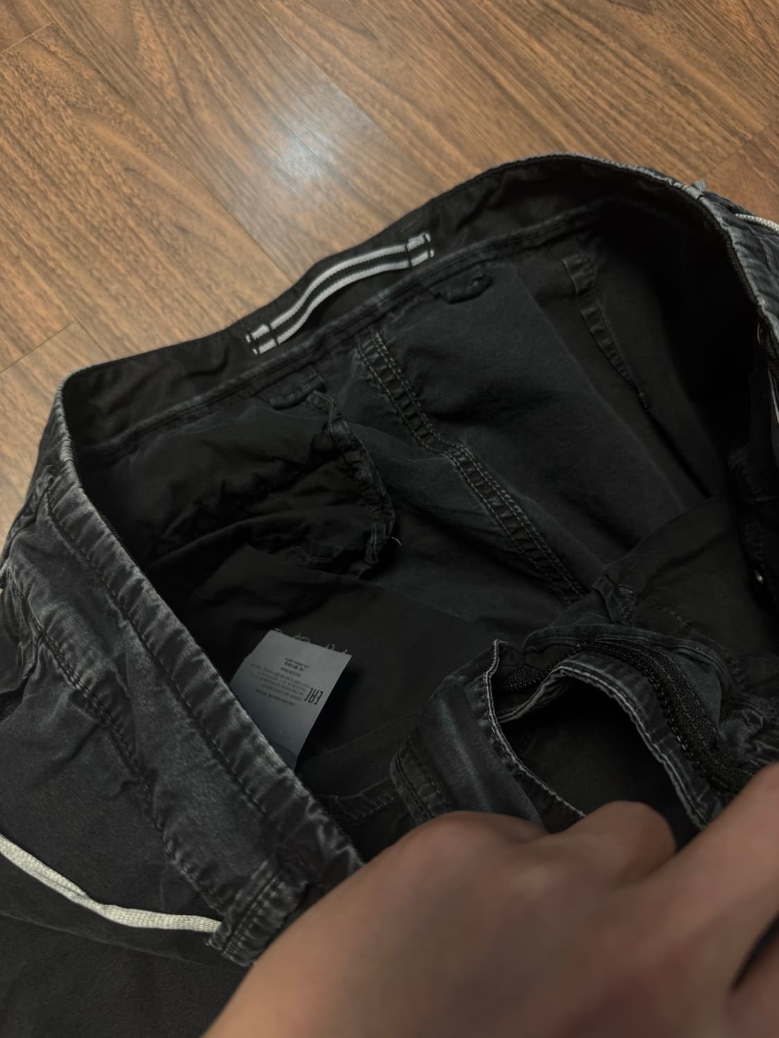 [정품 확인] 스톤아일랜드 조거팬츠 31 남녀공용(구매가 549000) 상품이미지10