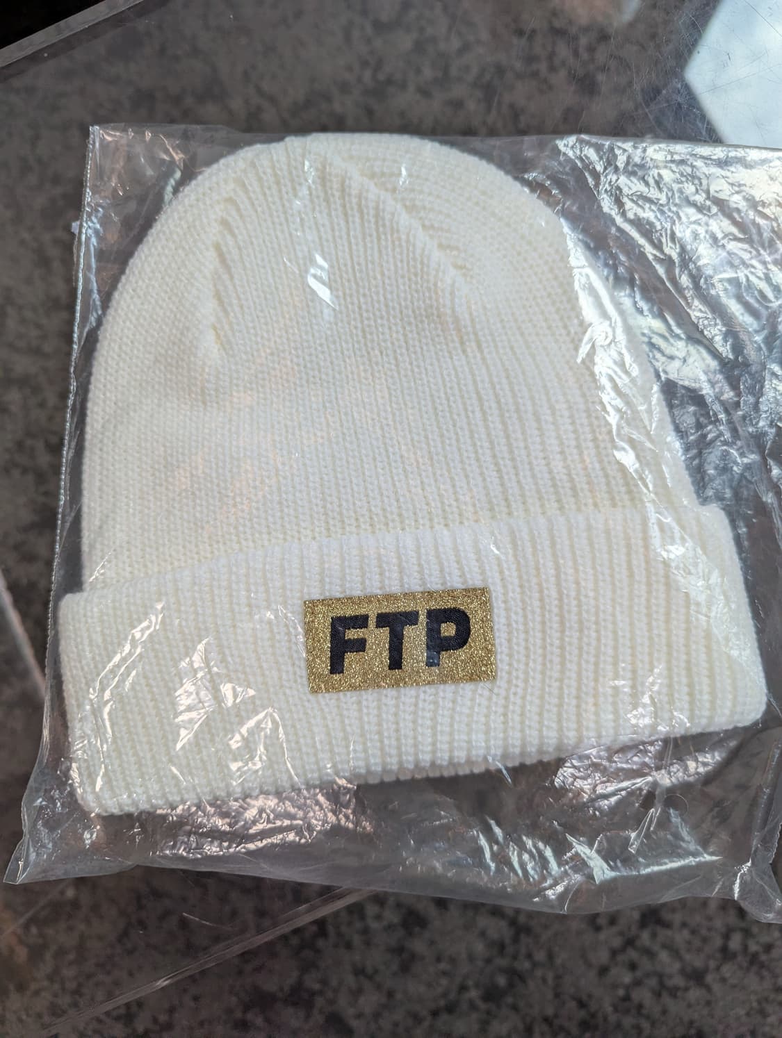FTP 10 YEARS 기념 비니 white 상품이미지4