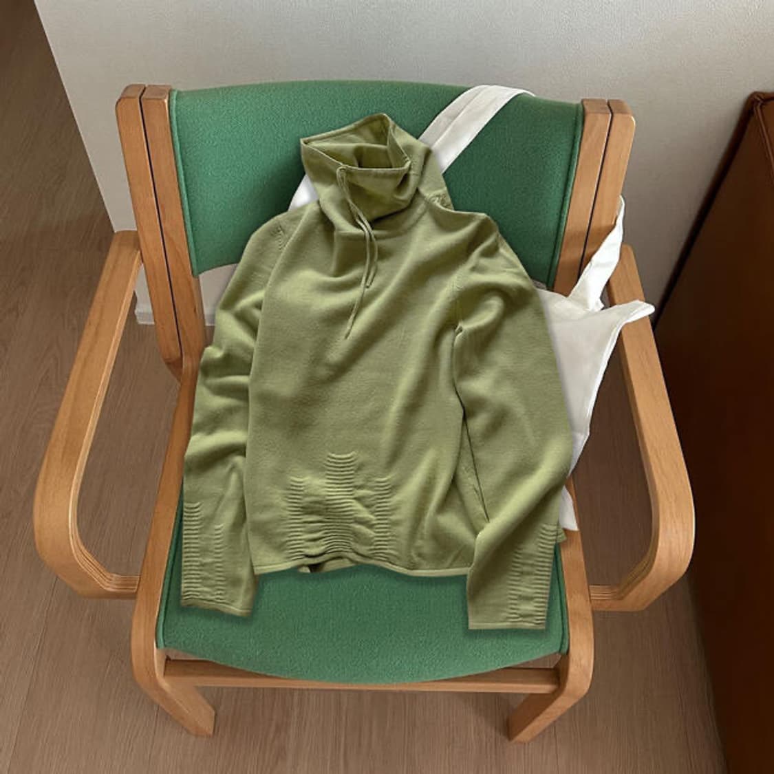 🍐 Lime Turtleneck Knit 상품이미지1