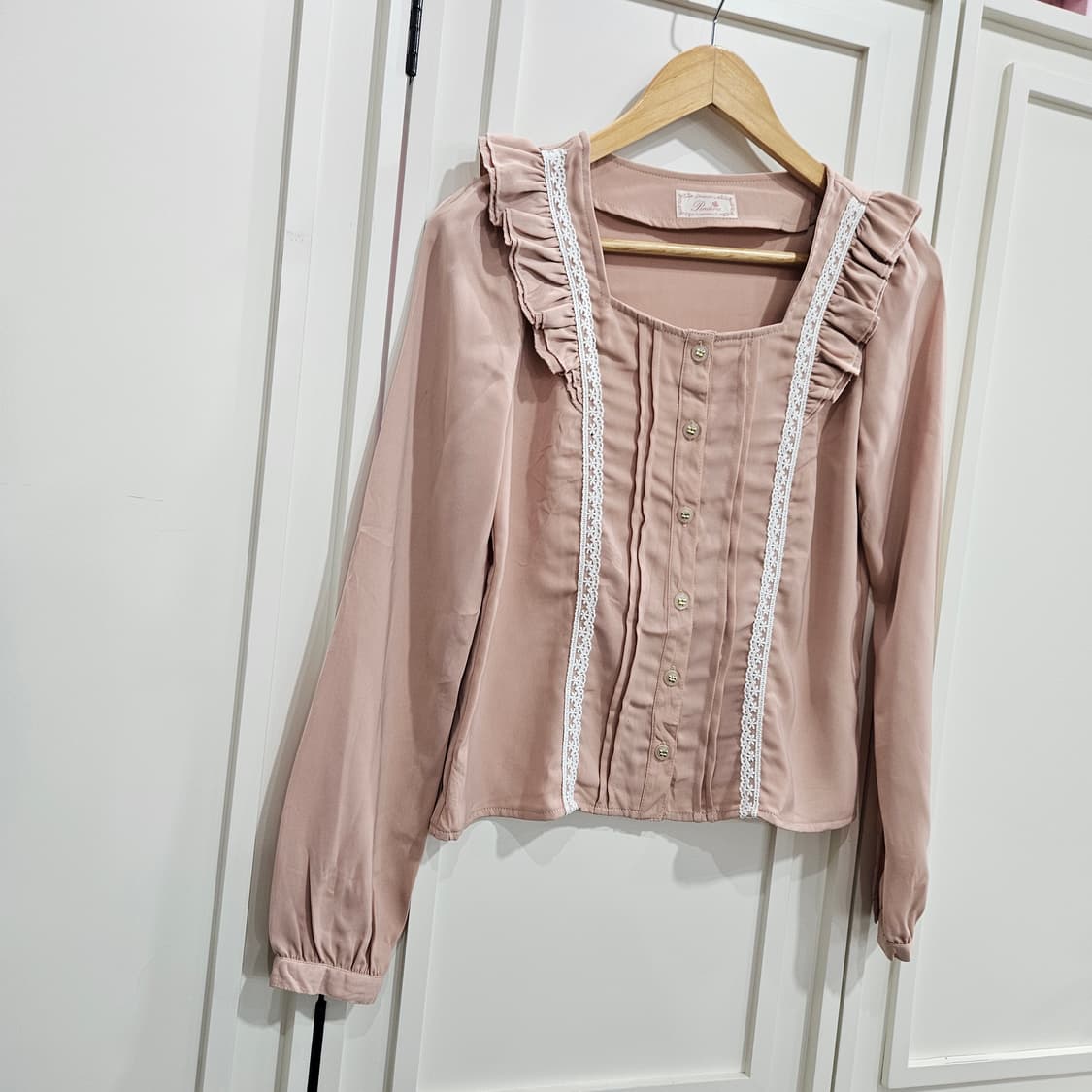 펜더리 레이스 프릴 블라우스 상품이미지2