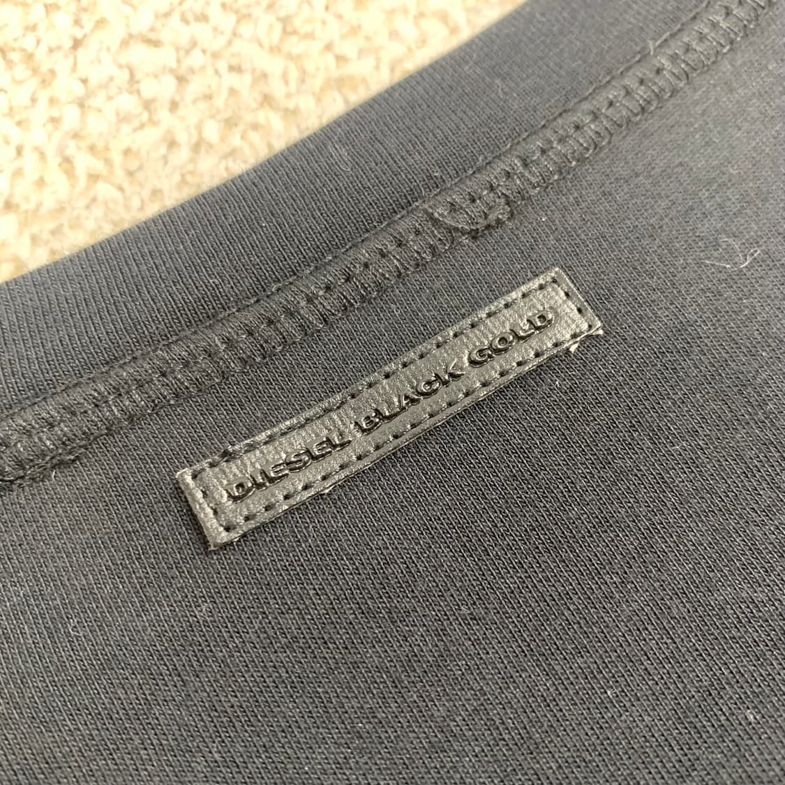 디젤 블랙 골드 레이어드 롱슬리브 티셔츠 블랙  상품이미지3