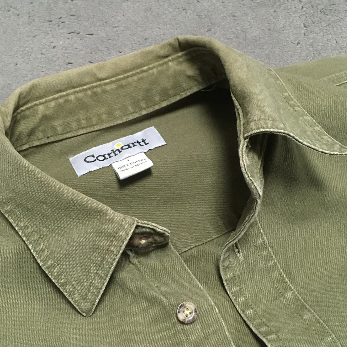 칼하트 카키 남방 셔츠 상품이미지2