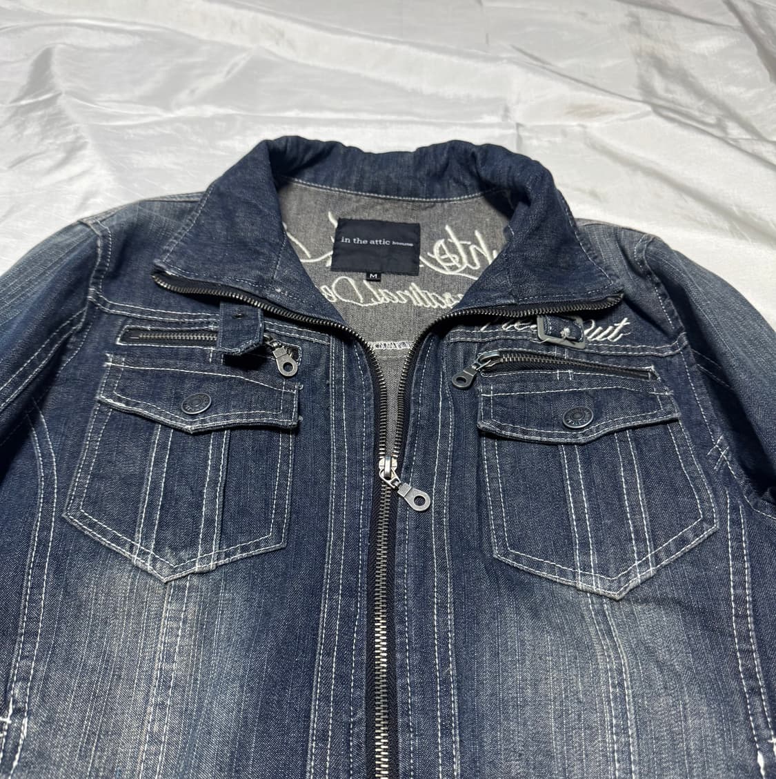 ”In the Attic“ Stitch denim jacket 상품이미지2