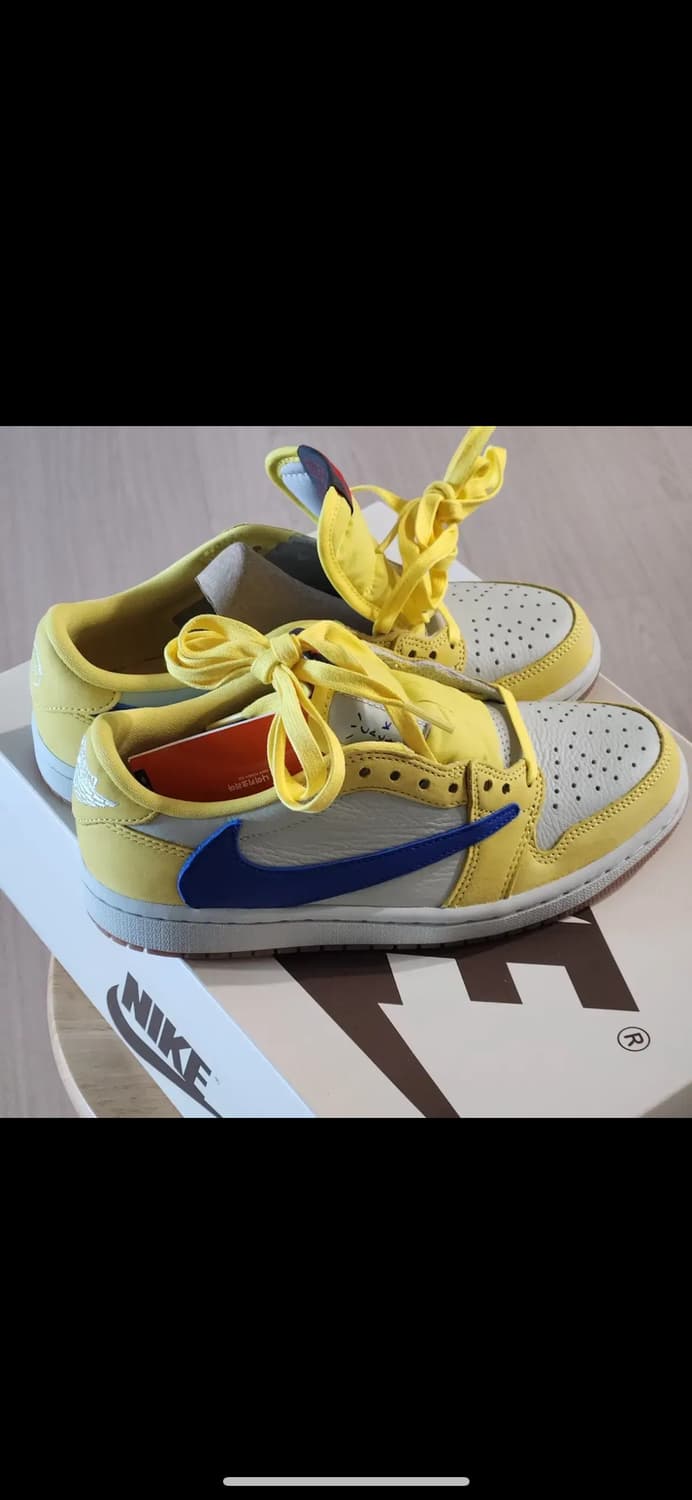 조던 트래비스스캇 카나리 230팔아요 상품이미지1