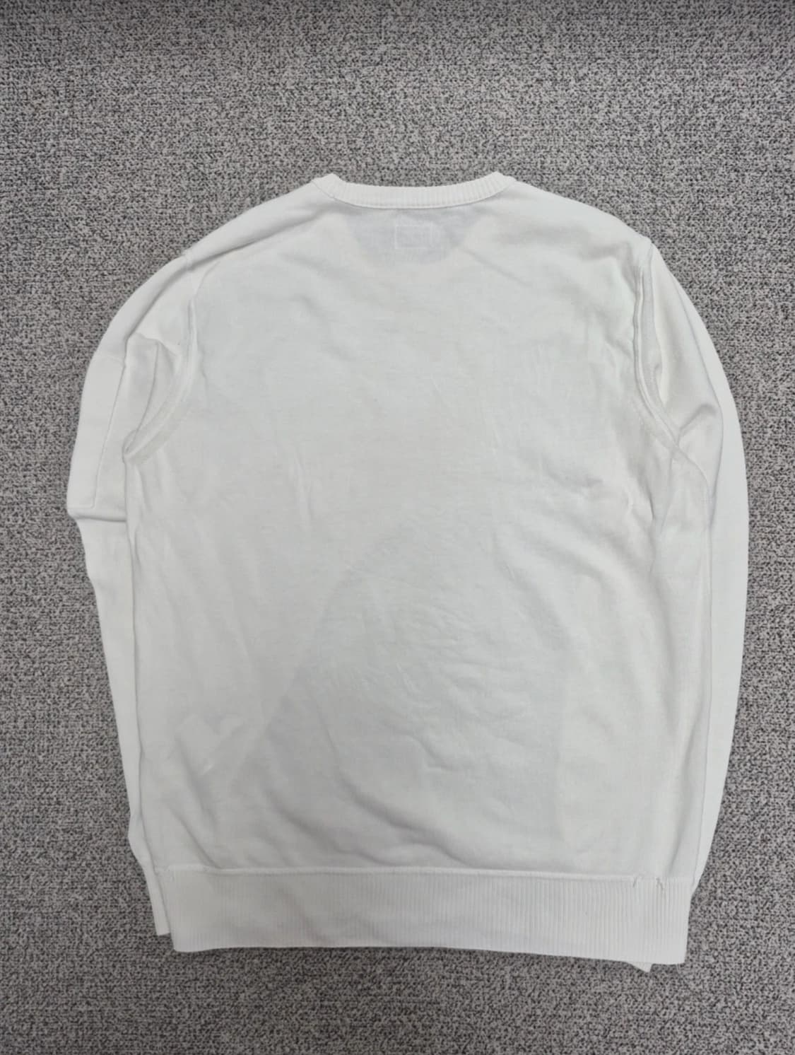C.P. 컴퍼니 라이트 플리스 스웨트셔츠 화이트 (상태최상) 상품이미지2