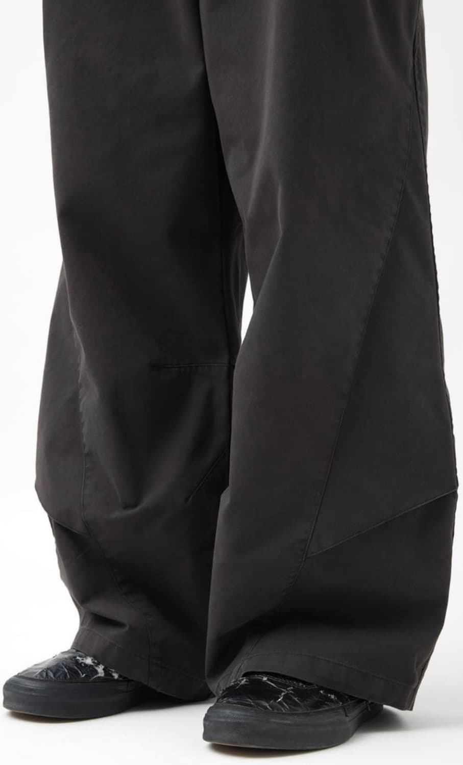 해칭룸 트라이앵글 트라우저 v2 상품이미지3